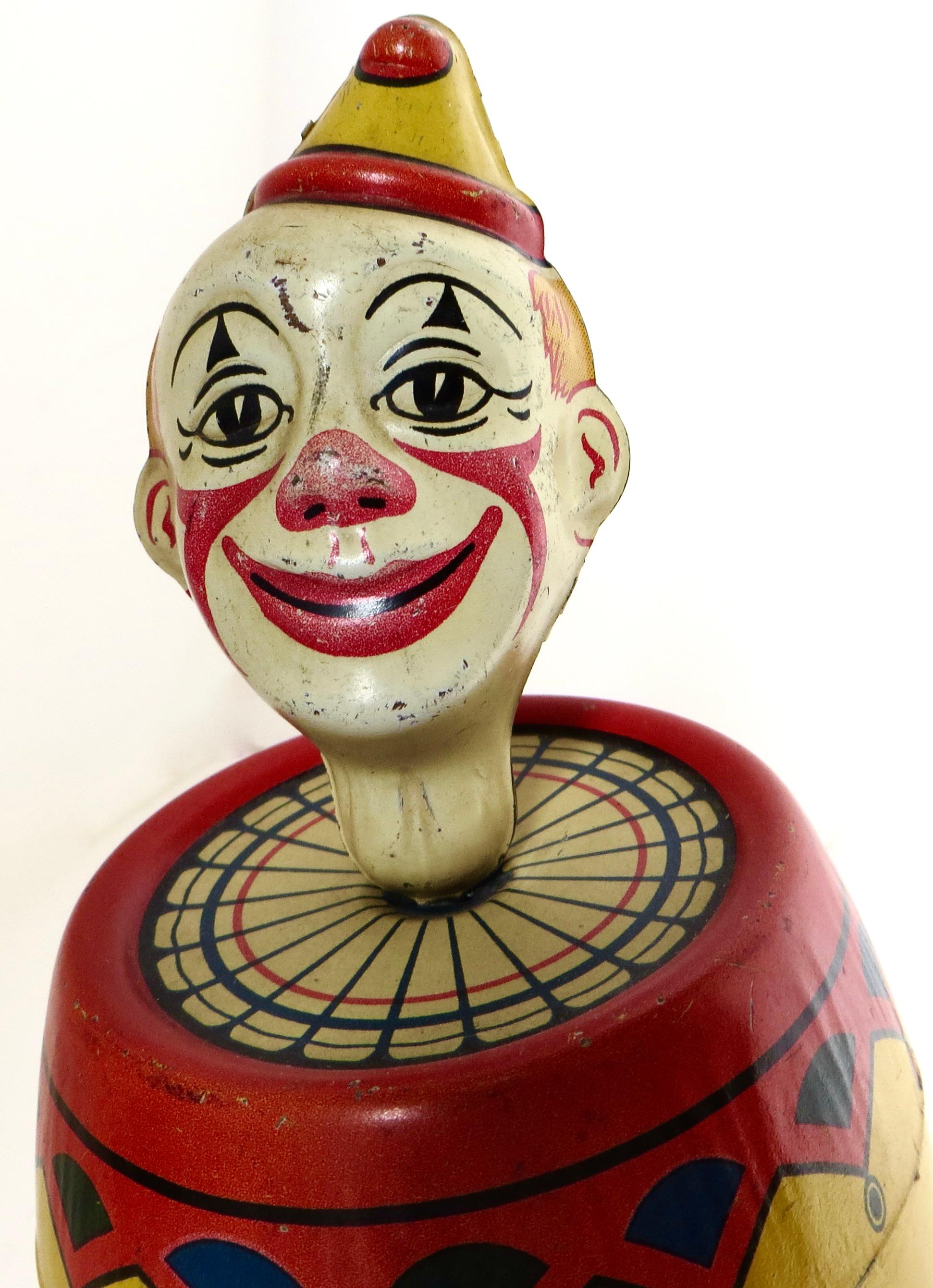 Milieu du XXe siècle Jouet à remonter en étain vintage Clown in A Barrel de J Chein & Co. Américain vers 1935 en vente