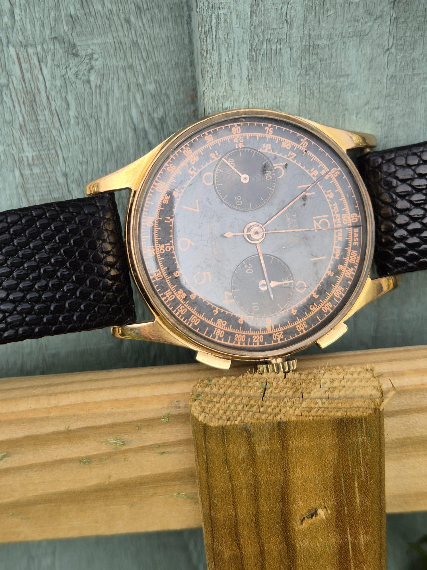 Vintage Titus 18k Gold Chronograph – 1950s Classic

This vintage Titus chronograph from the 1950s is a bold statement piece. The 37 mm 18k yellow gold case highlights timeless elegance and craftsmanship—so much so that many of these were melted down