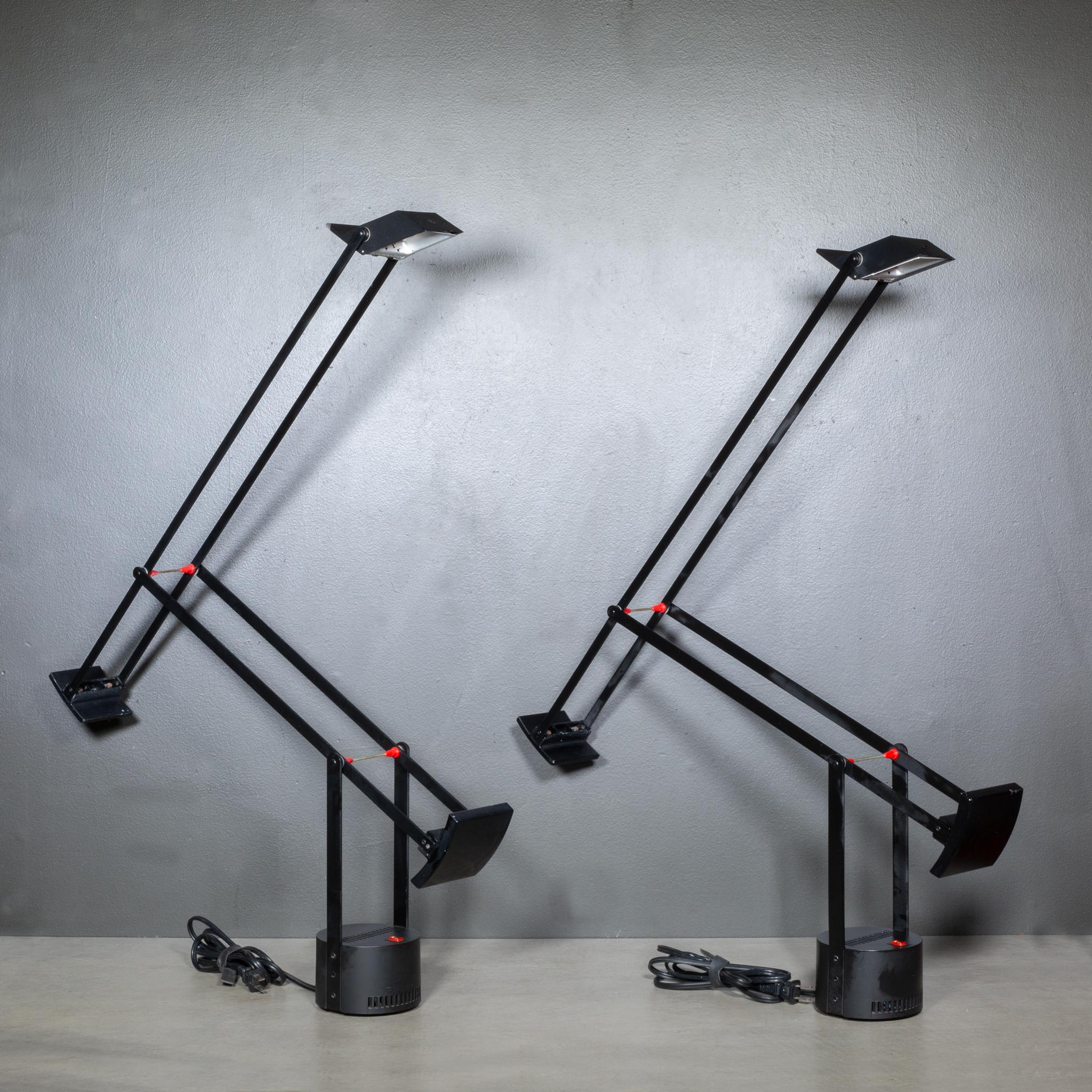 Lampade da terra classiche Tizio d'epoca di Richard Sapper per Artemide c.1972-1989 In condizioni buone in vendita a San Francisco, CA