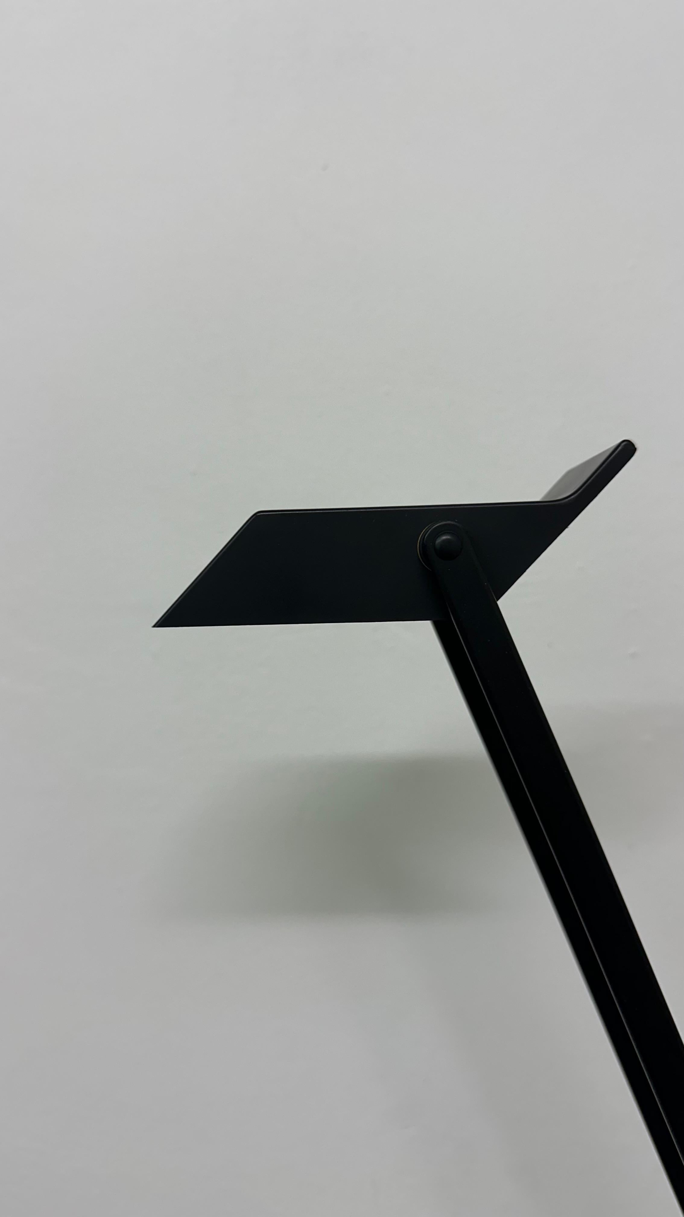 Vintage Tizio lamp by Richard Sapper for Artemide , 1980s 3