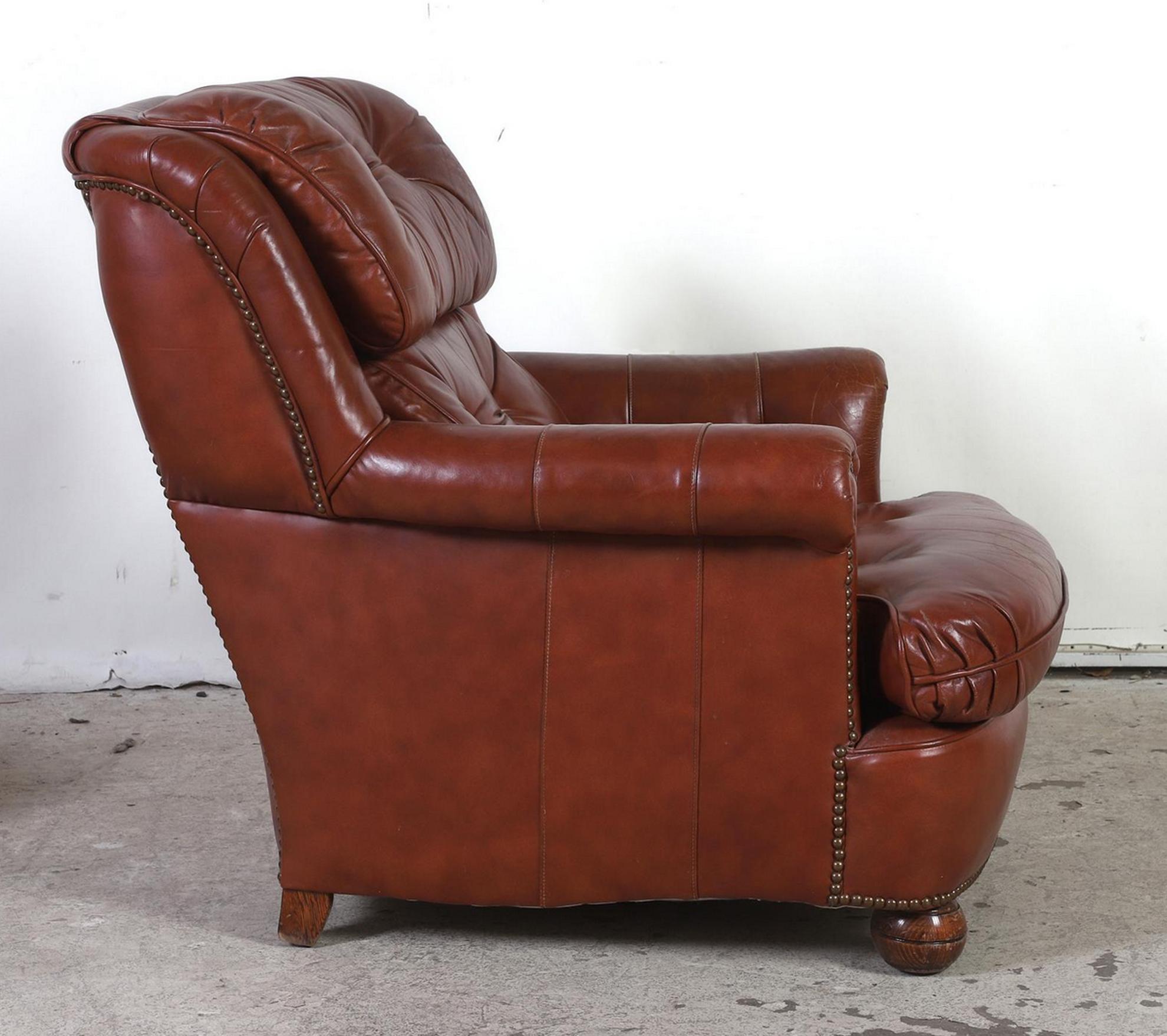 Vintage Tobacco Brown Leder Lounge Stuhl und Ottomane (amerikanisch) im Angebot