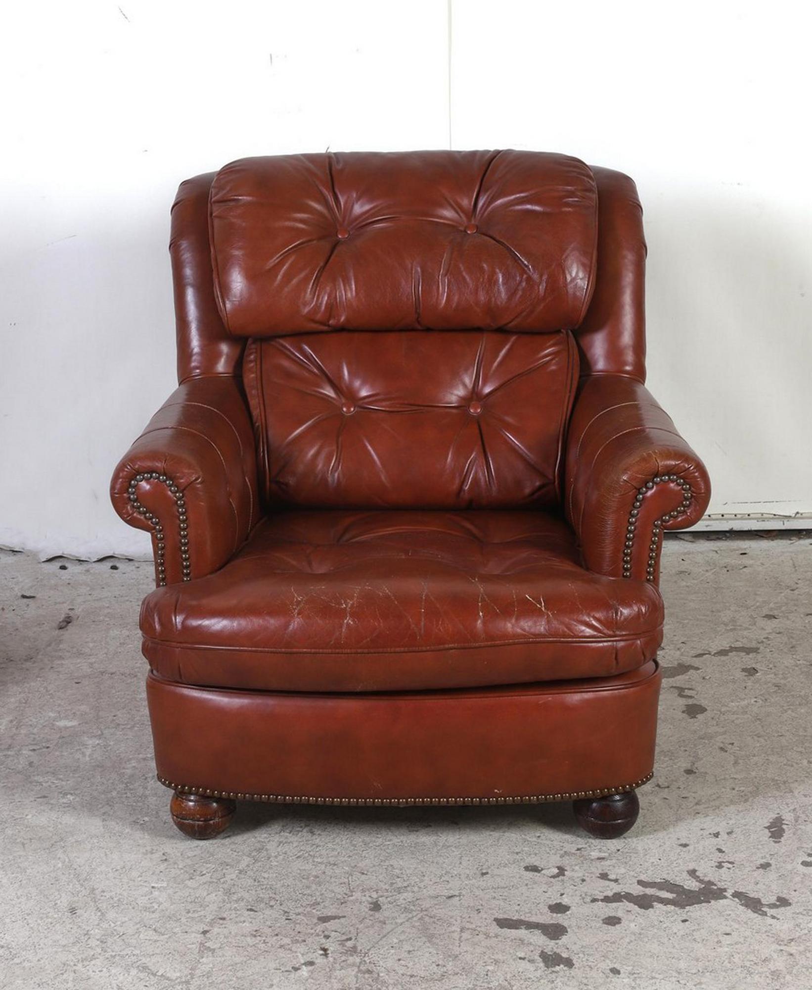 Vintage Tobacco Brown Leder Lounge Stuhl und Ottomane im Angebot 3
