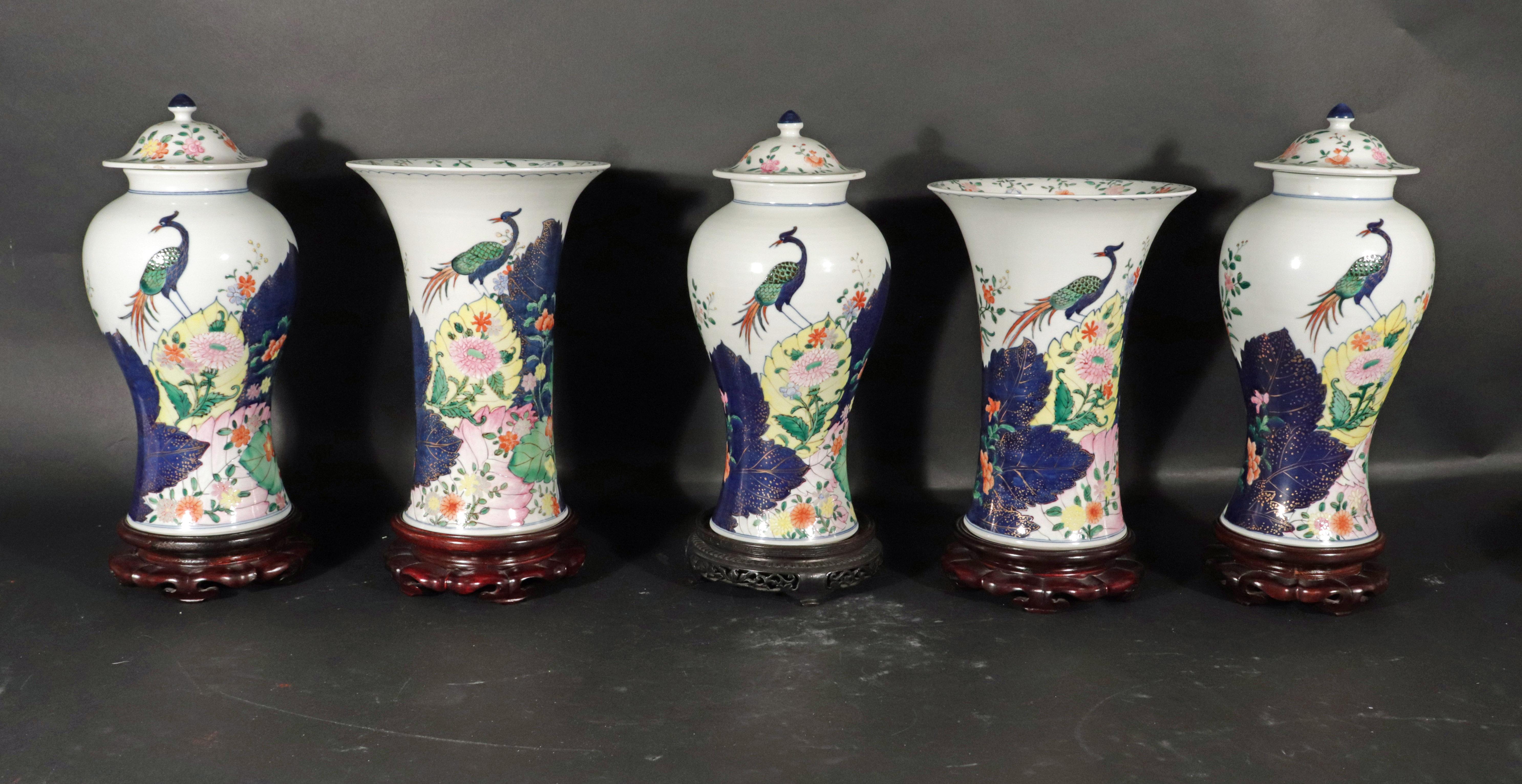 Una fenice in fiore: Il fascino duraturo della guarnizione 