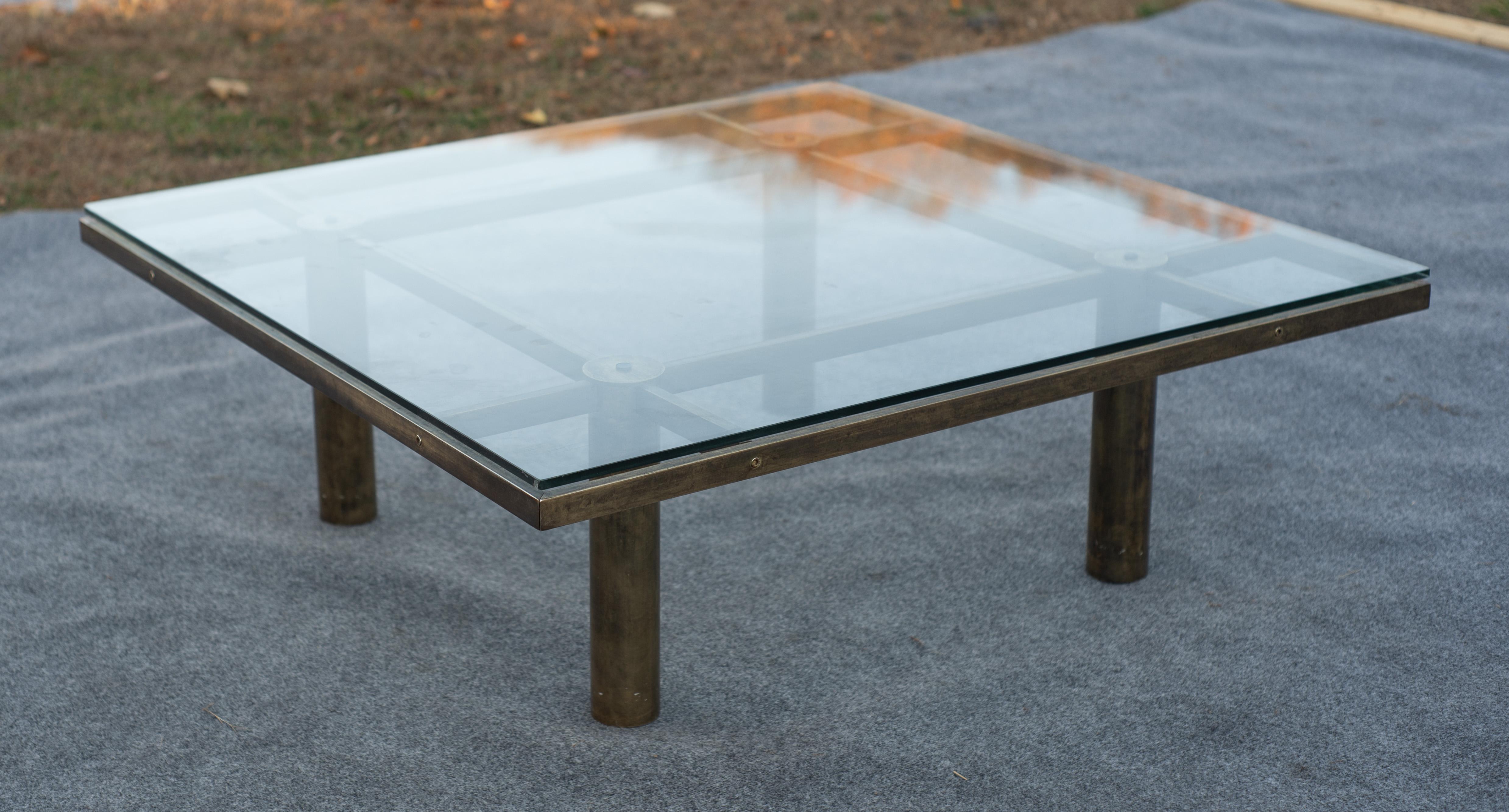Mid-Century Modern Table basse vintage style Tobia Scarpa 'Andre' Acier bronzé et verre