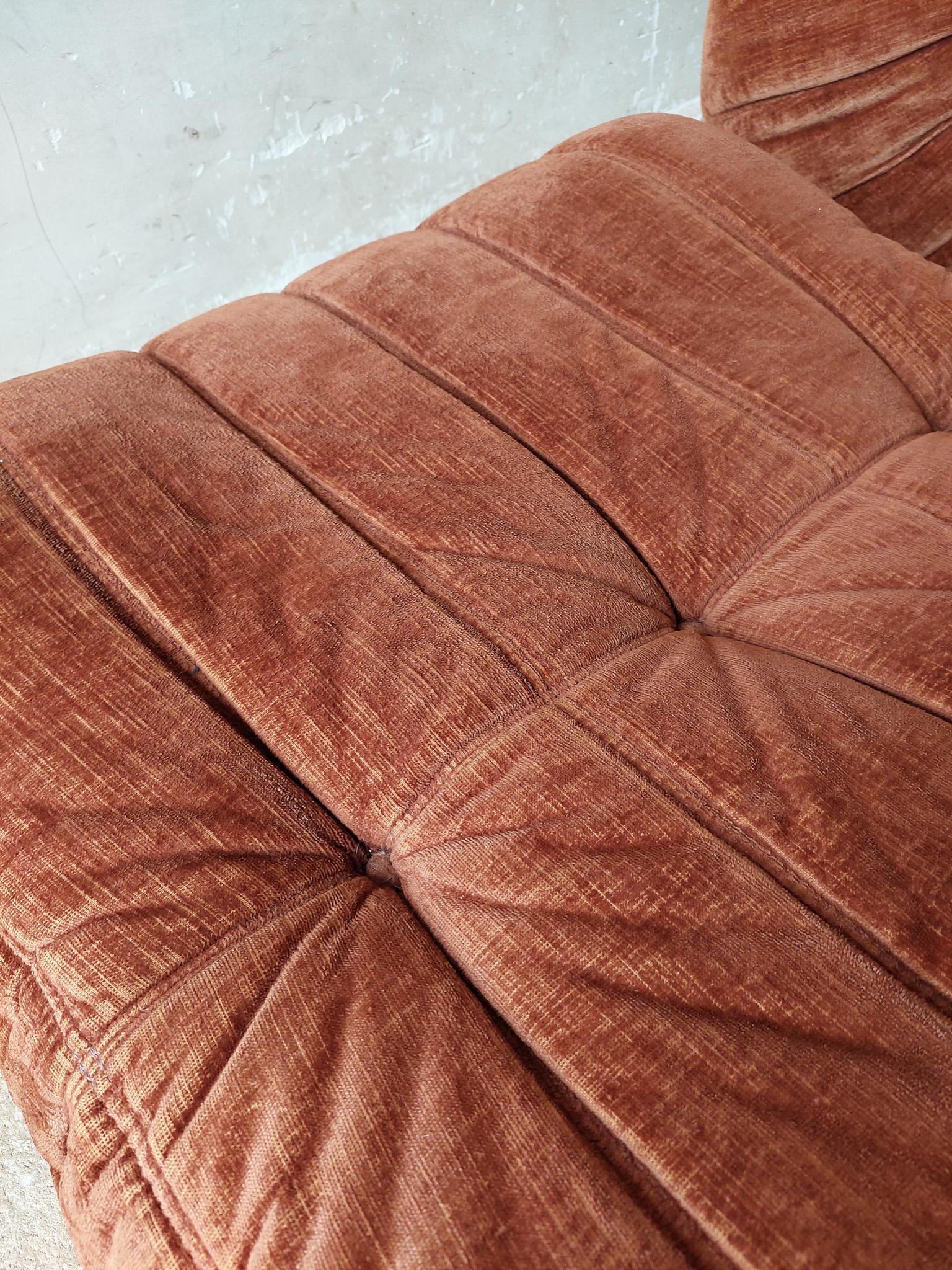 Vintage Togo Sofa Set in Cognan Brown Velvet by Michel Ducaroy for Ligne Roset For Sale 7