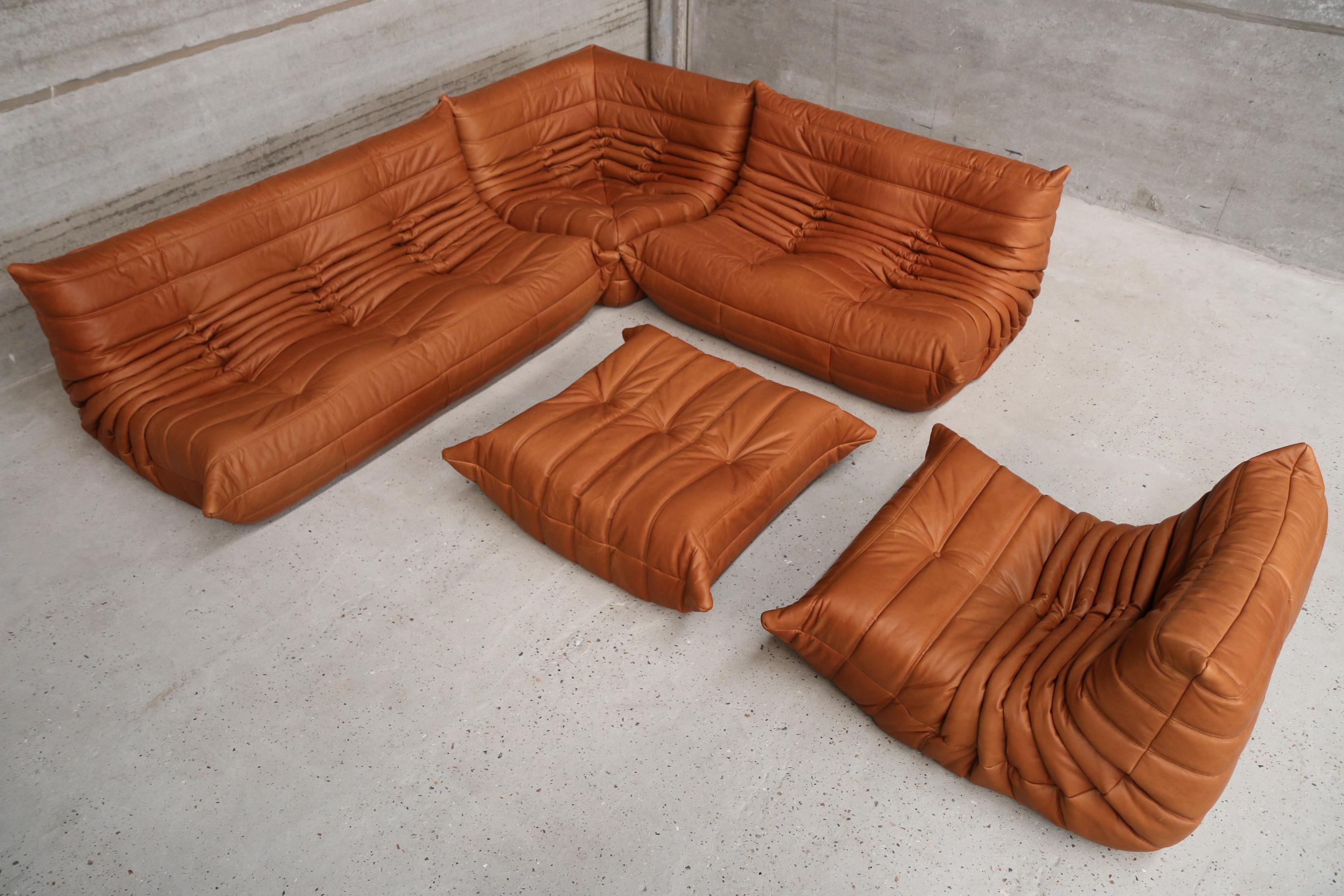 French CERTIFIED Ligne Roset  TOGO Sofa Set in natural COGNAC Leather, DIAMOND QUALITY For Sale