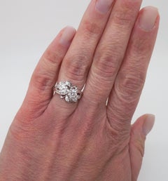 Vintage Toi-et-Moi Diamond Ring in White Gold