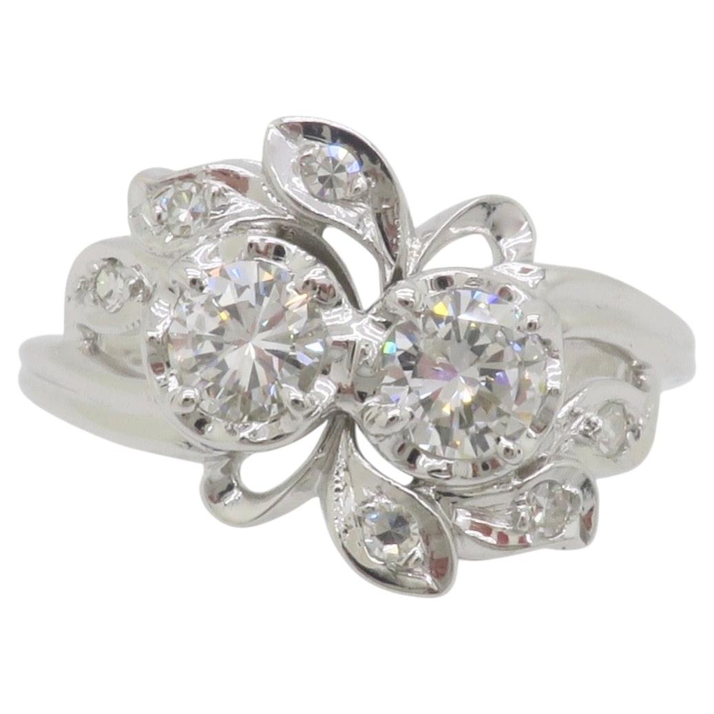 Bague Vintage Toi-et-Moi en or blanc avec diamants