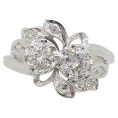 Vintage Toi-et-Moi Diamond Ring in White Gold