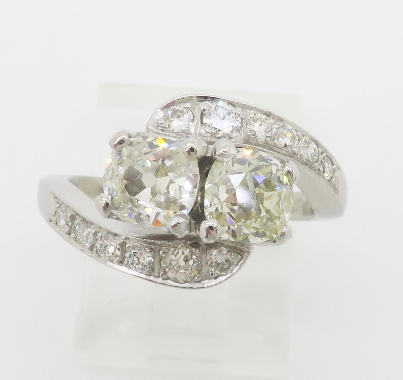 Anello vintage Toi-et-Moi in oro bianco 14 carati in vendita 5