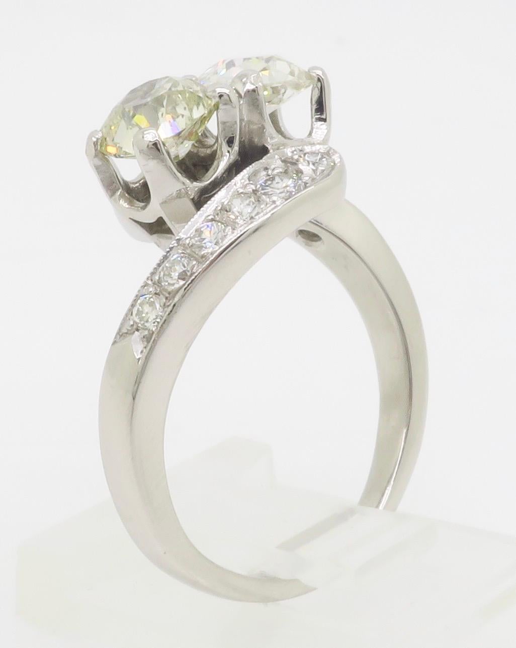 Anello vintage Toi-et-Moi in oro bianco 14 carati in vendita 7