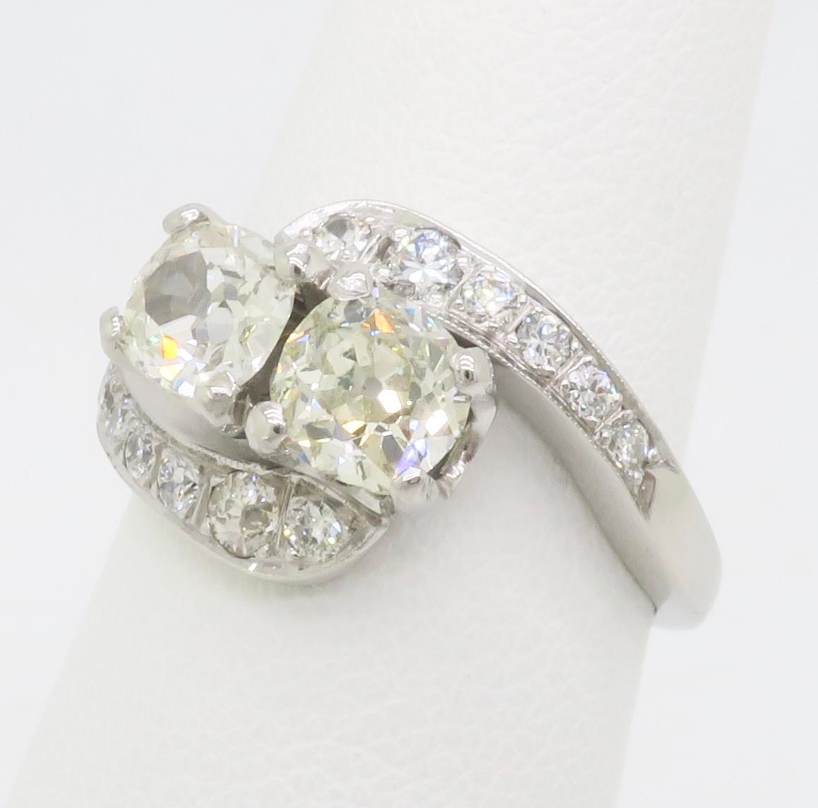 Anello vintage Toi-et-Moi in oro bianco 14 carati In condizioni ottime in vendita a Webster, NY