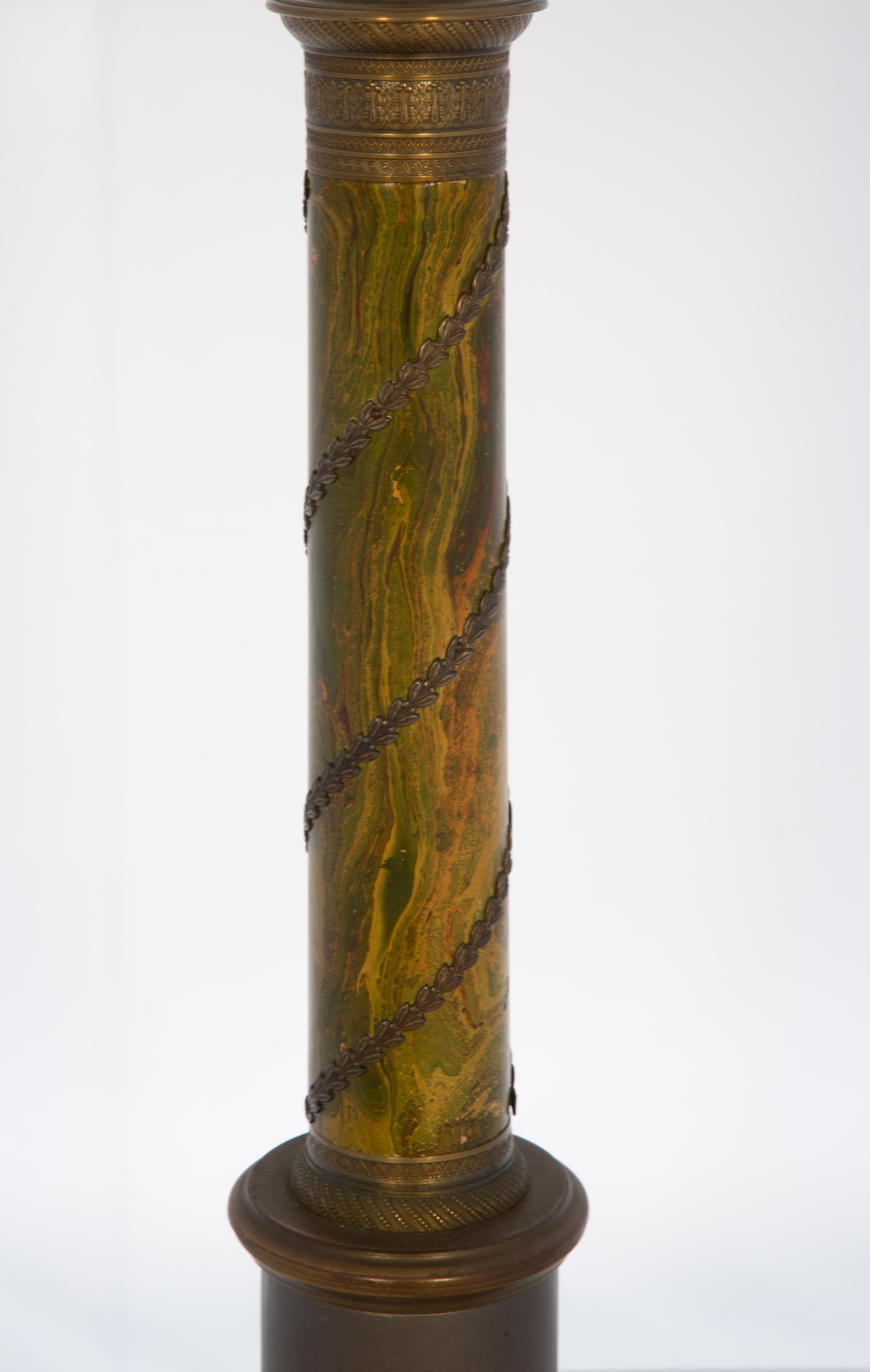 Vintage Tole Columnar Lamp In Good Condition For Sale In West Palm Beach, FL