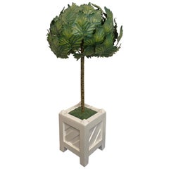 Albero topiario vintage con fioriera a reticolo bianca