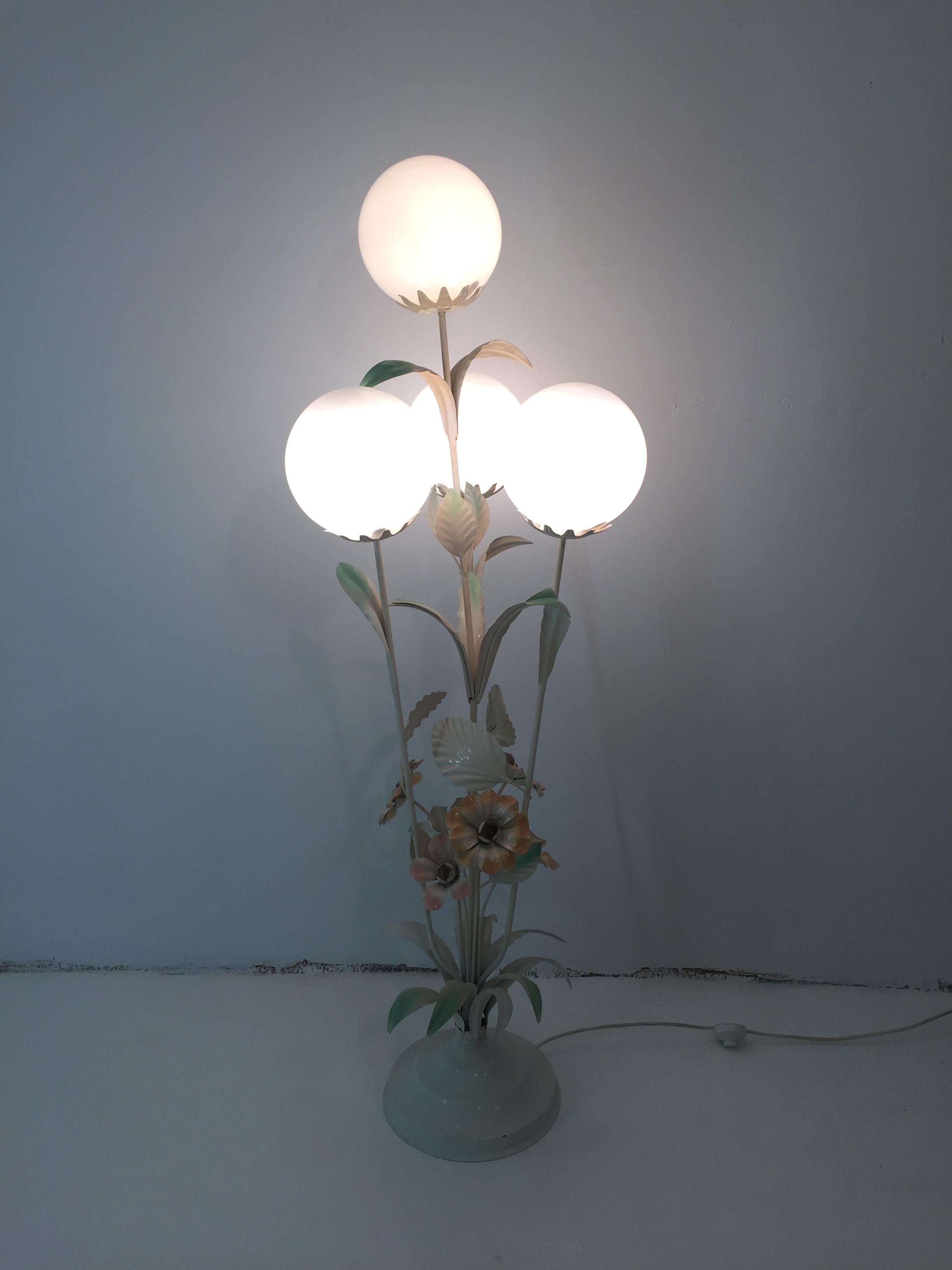 British Vintage Toleware Four Globe Flower Floor Lamp Retro Midcentury Boho For Sale