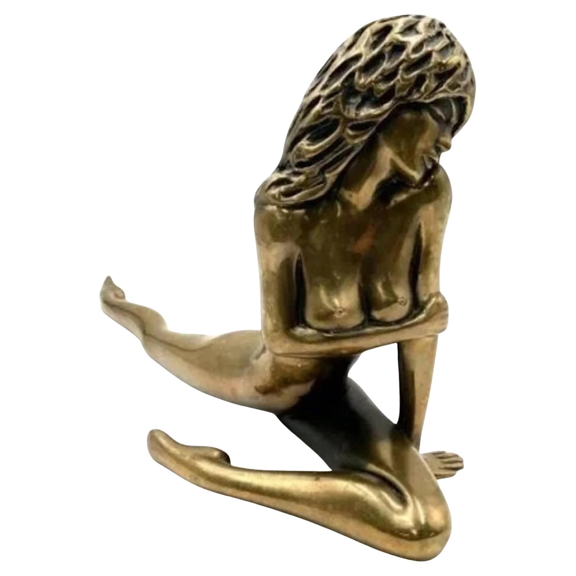Scultura vintage di Tom Bennetts firmata a mano "Autumn" in bronzo con una ballerina nuda in vendita