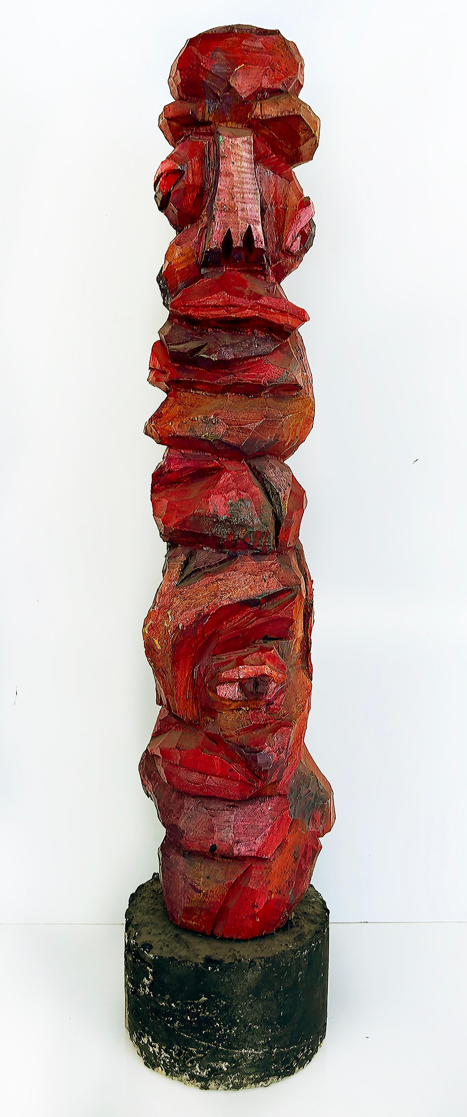 Sculpté à la main Vintage Tom Cramer Primitive Carved Totem Folk Art Sculpture, Polychromed en vente