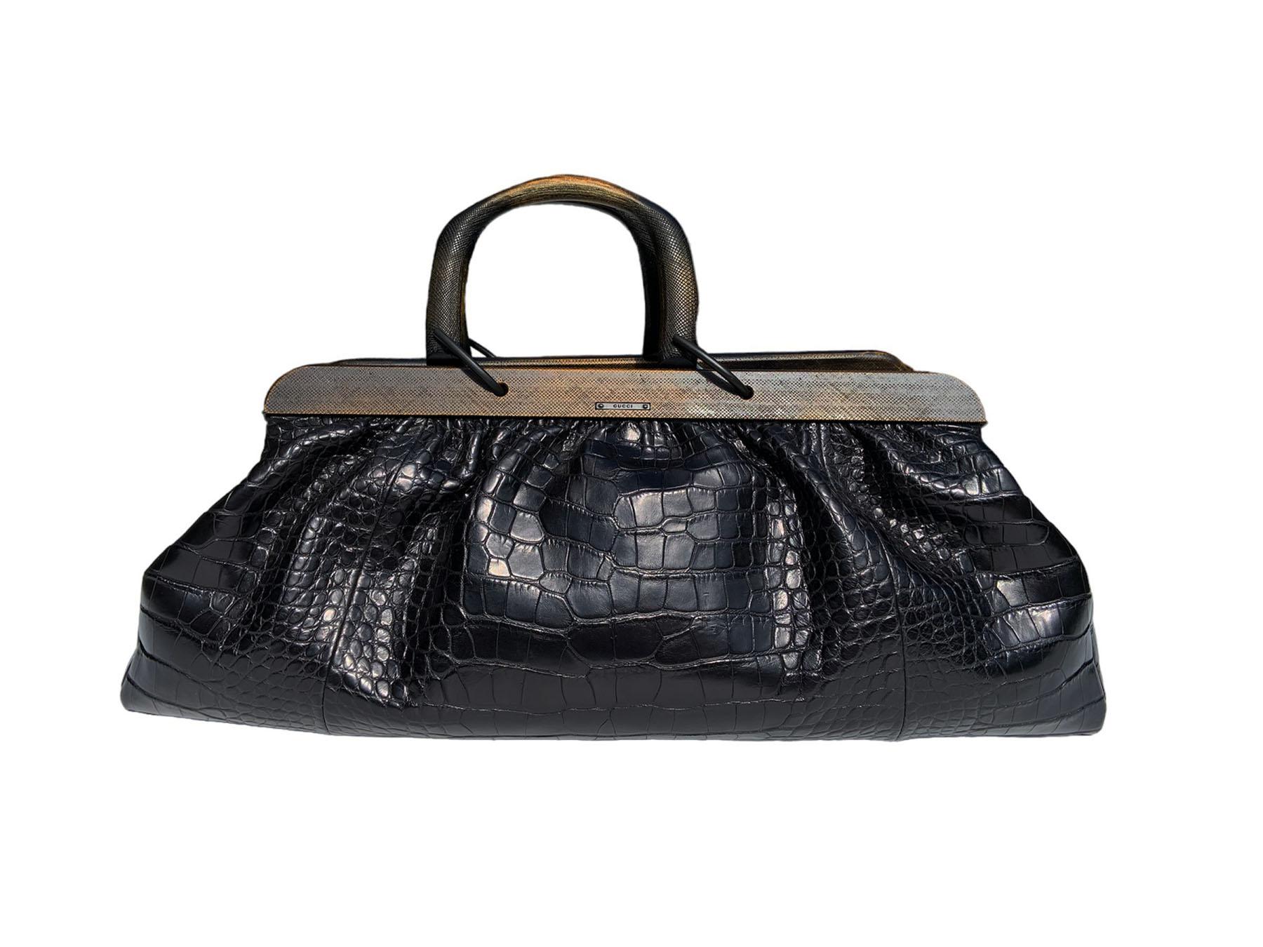 Women's or Men's Vintage Tom Ford for Gucci 2002 Black Crocodile Wooden Handle Doctors Large Bag  For Sale