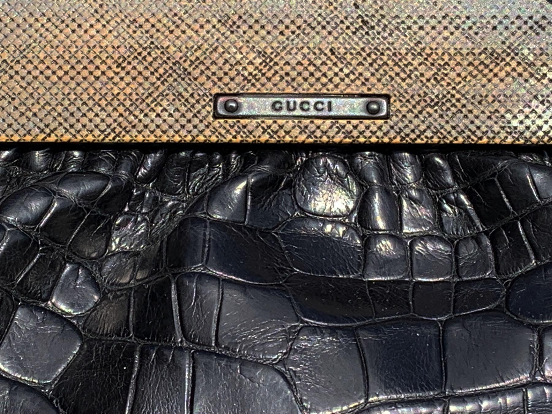 Vintage Tom Ford for Gucci 2002 Black Crocodile Wooden Handle Doctors Large Bag  en vente 5