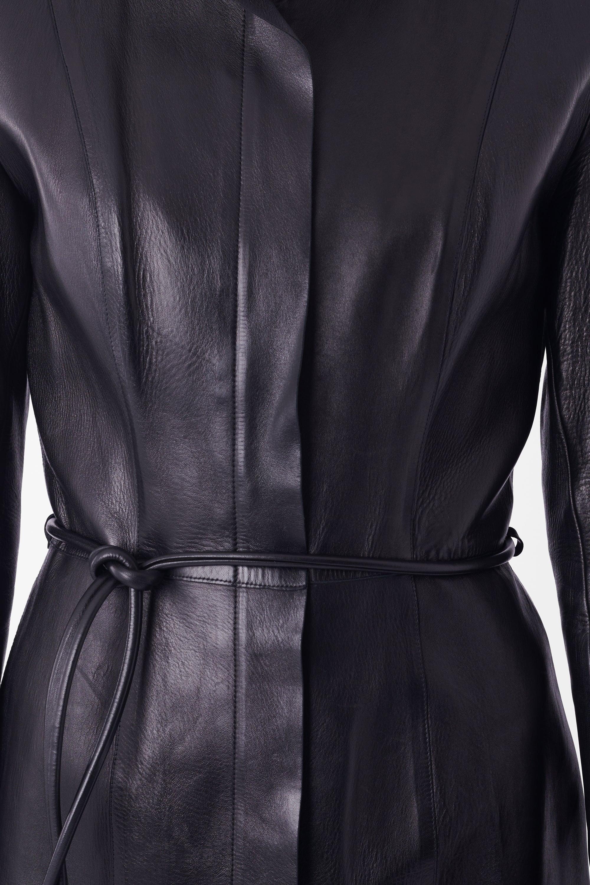 Vintage Tom Ford for Gucci F/W 1999 Runway Leather Coat In Excellent Condition In London, GB