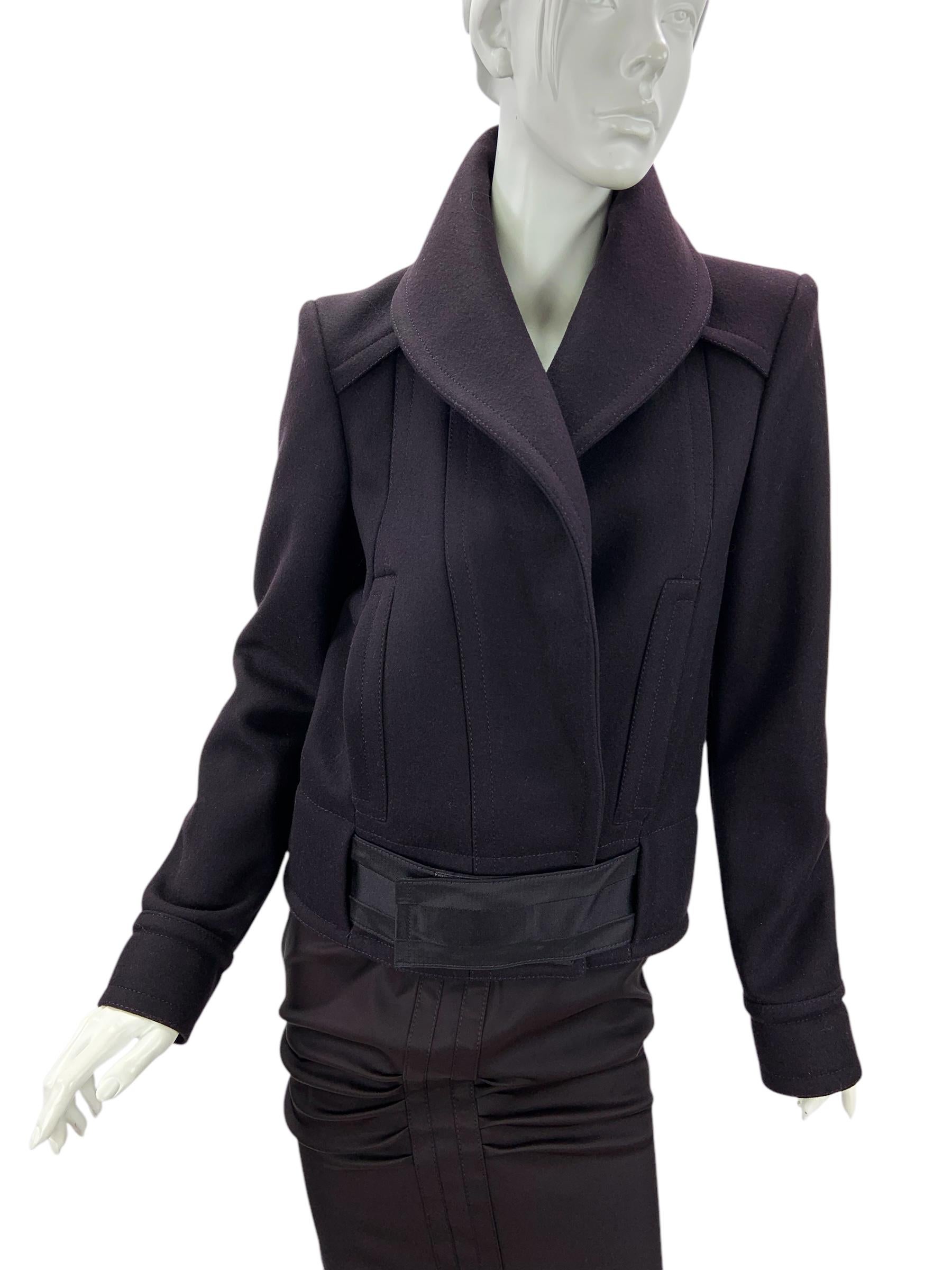 Vintage Tom Ford for Gucci FW 2004 Runway Removable Fox Collar Jacket It 42 US 6 For Sale 5