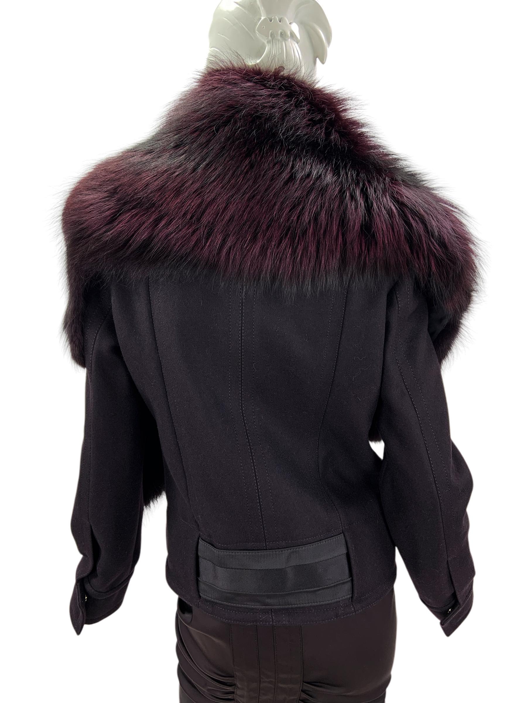 Vintage Tom Ford for Gucci FW 2004 Runway Removable Fox Collar Jacket It 42 US 6 For Sale 2