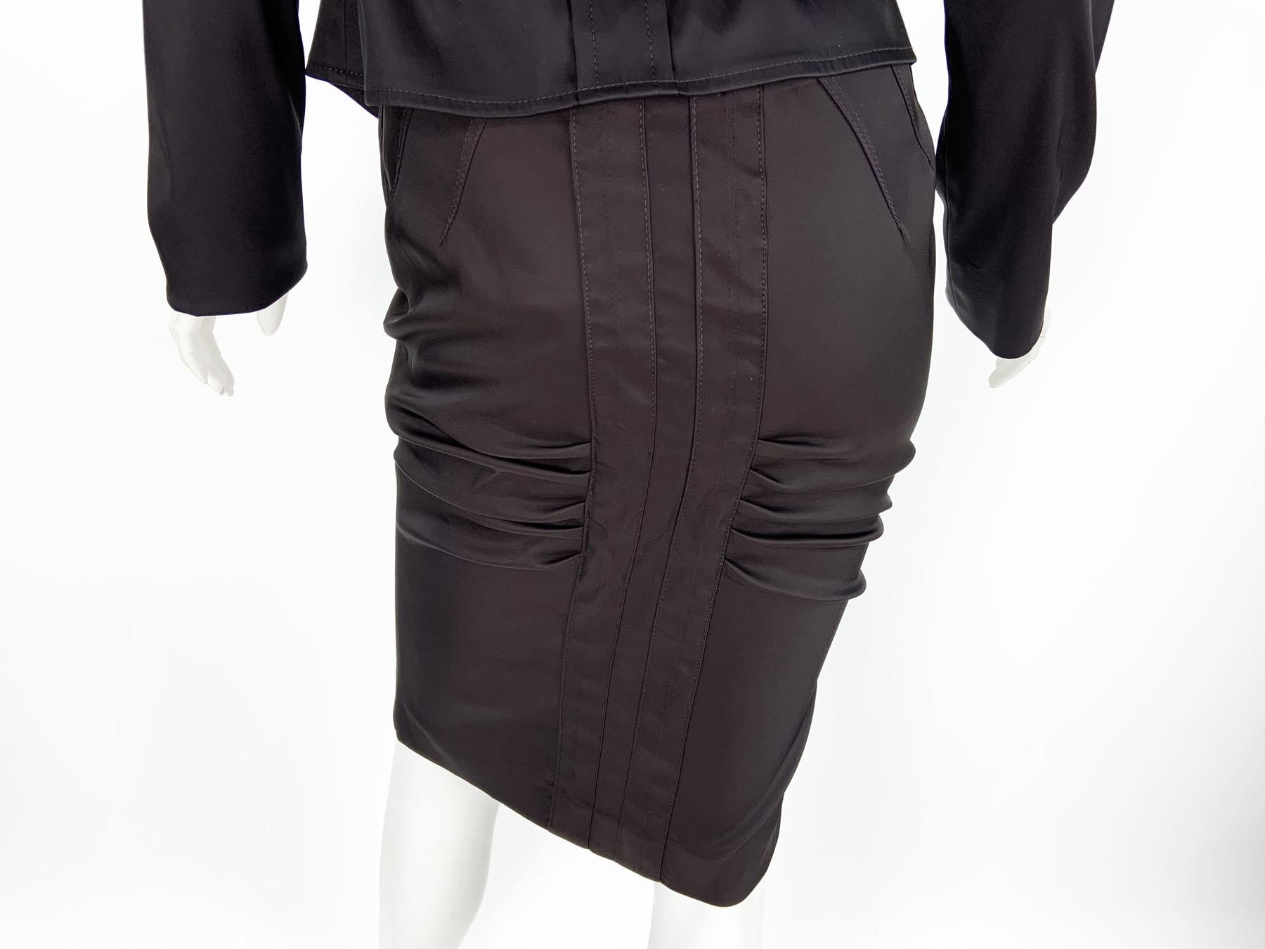 Vintage Tom Ford for GUCCI Runway FW 2004 Aubergine  Dress Skirt Suit It 38 US 2 For Sale 3