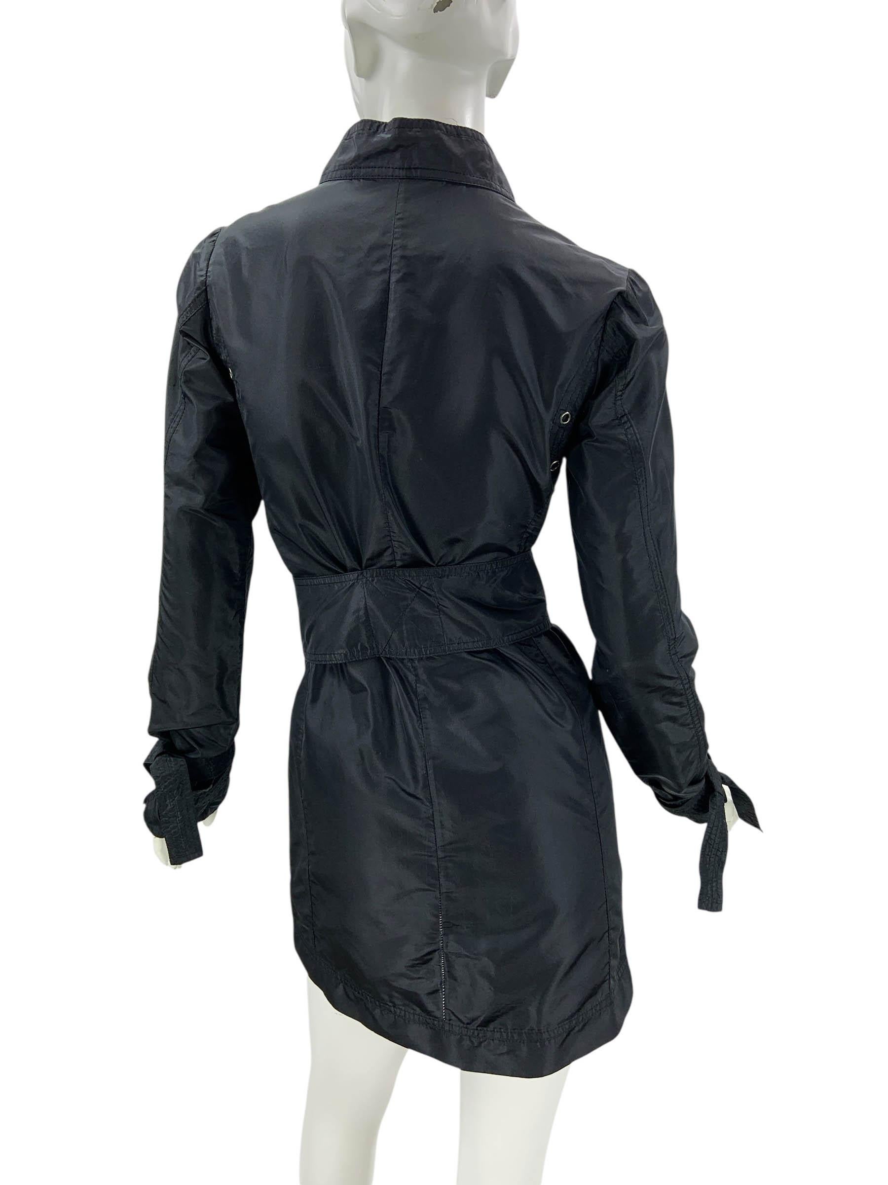 Vintage Tom Ford for Gucci S/S 2003 Black Silk Mini Dress It. 40 For Sale 7
