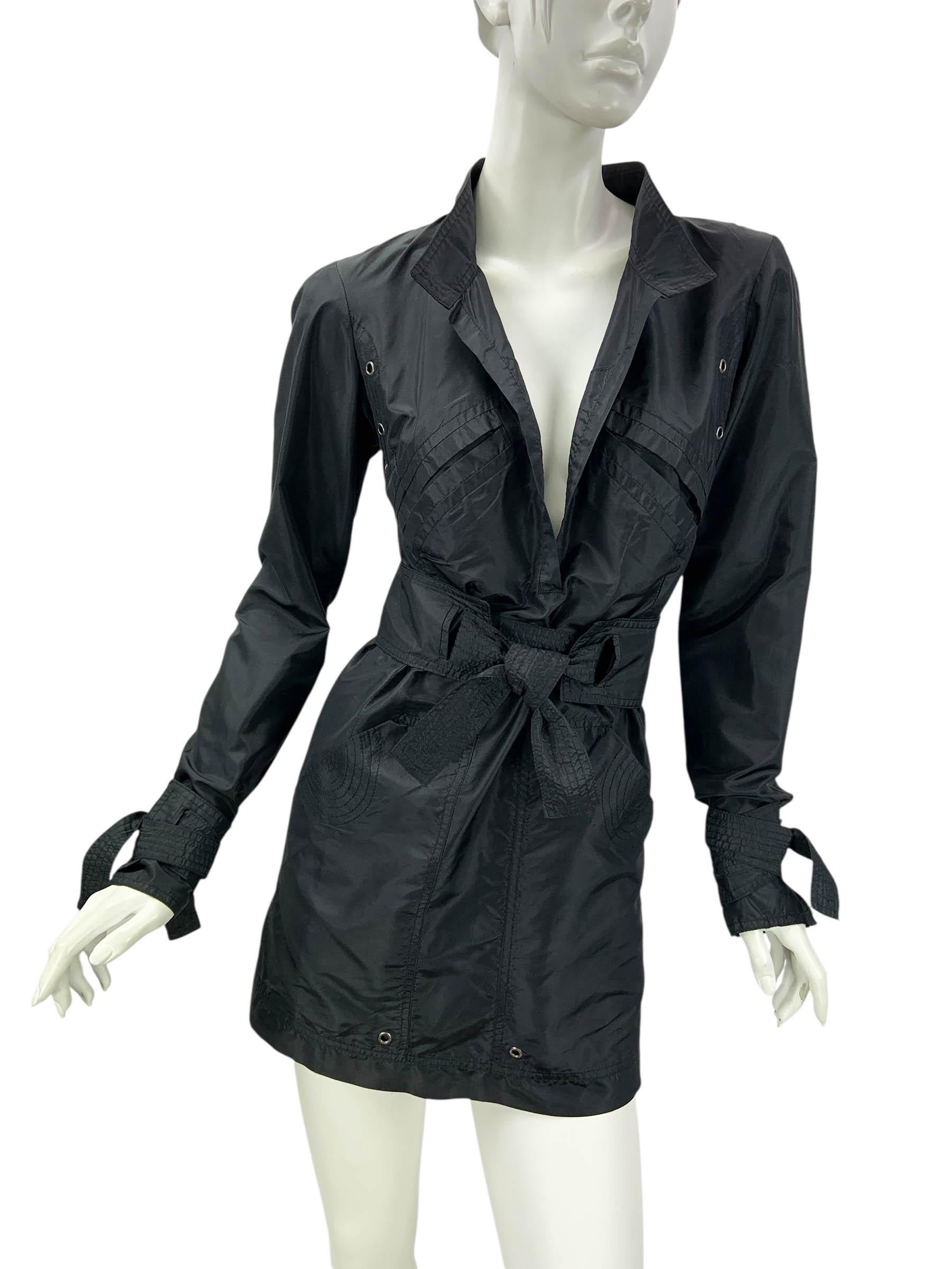 Vintage Tom Ford for Gucci S/S 2003 Black Silk Mini Dress It. 40 For Sale 2