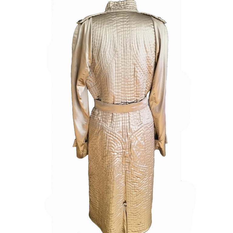 Vintage Tom Ford for Yves Saint Laurent Nude Embroidered Trench 

FR Size 38 

Very good condition
