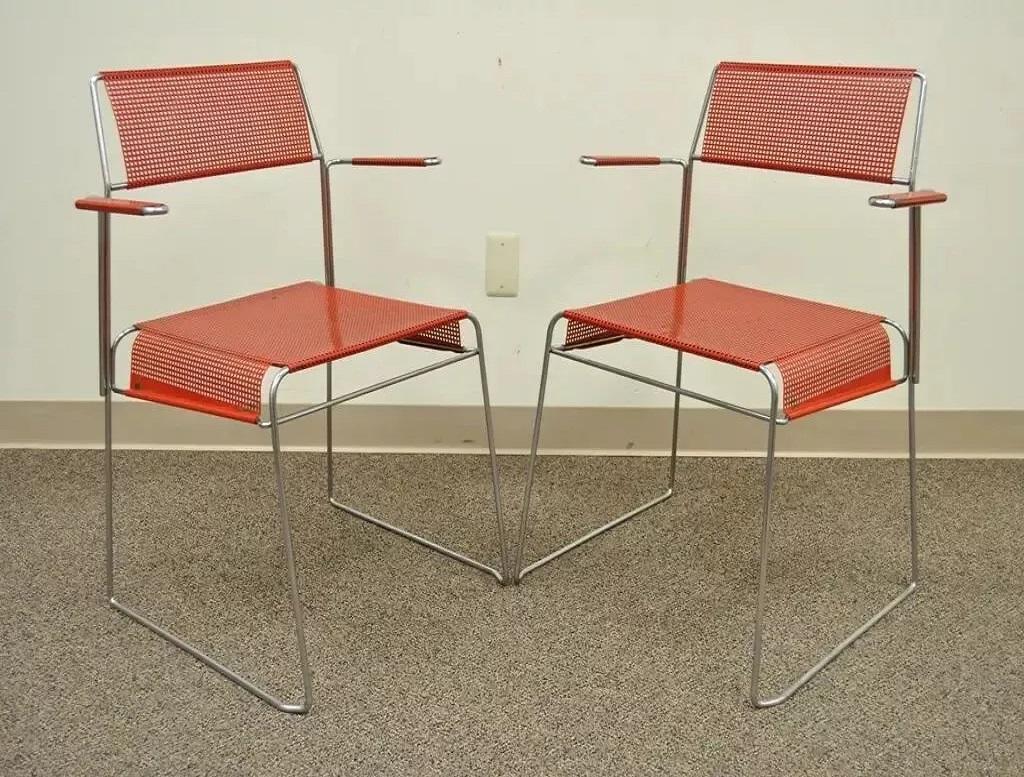 Vintage Tomado Sillas Apilables Modernas De Mitad De Siglo Cromadas De Malla Metálica Roja B - Pareja en venta 5