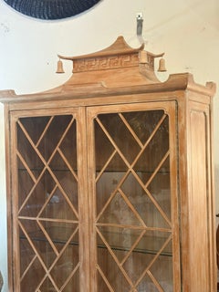 Vintage Tomlinson Pagoda Bells Chinoiserie Hutch Cabinet Chinese Chippendale