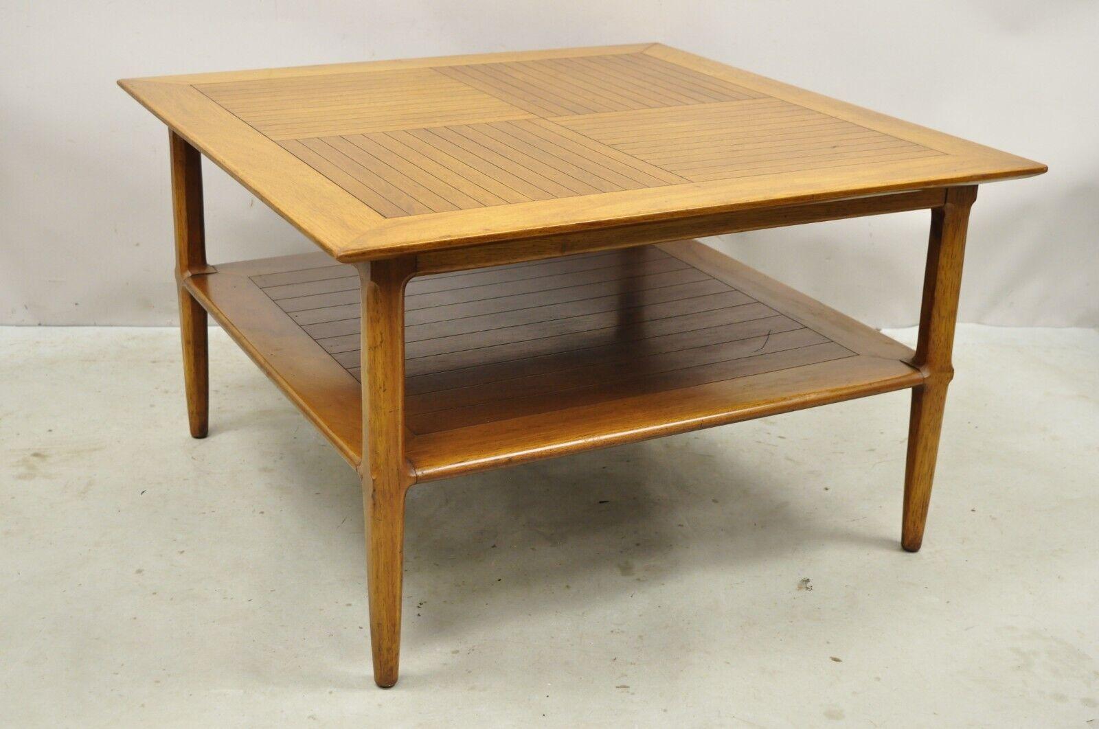 Vintage Tomlinson Sophisticate Square Walnut Mid Century Modern Lamp Side Table For Sale 6