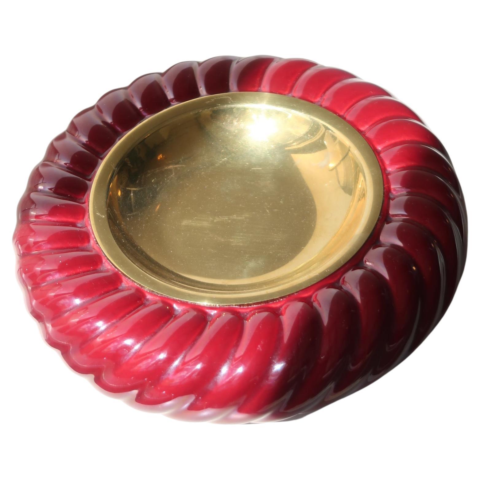 Vintage Tommaso Barbi Italian 1970s Burgundy Red Ribbed Ceramic Bowl Centerpiece For Sale