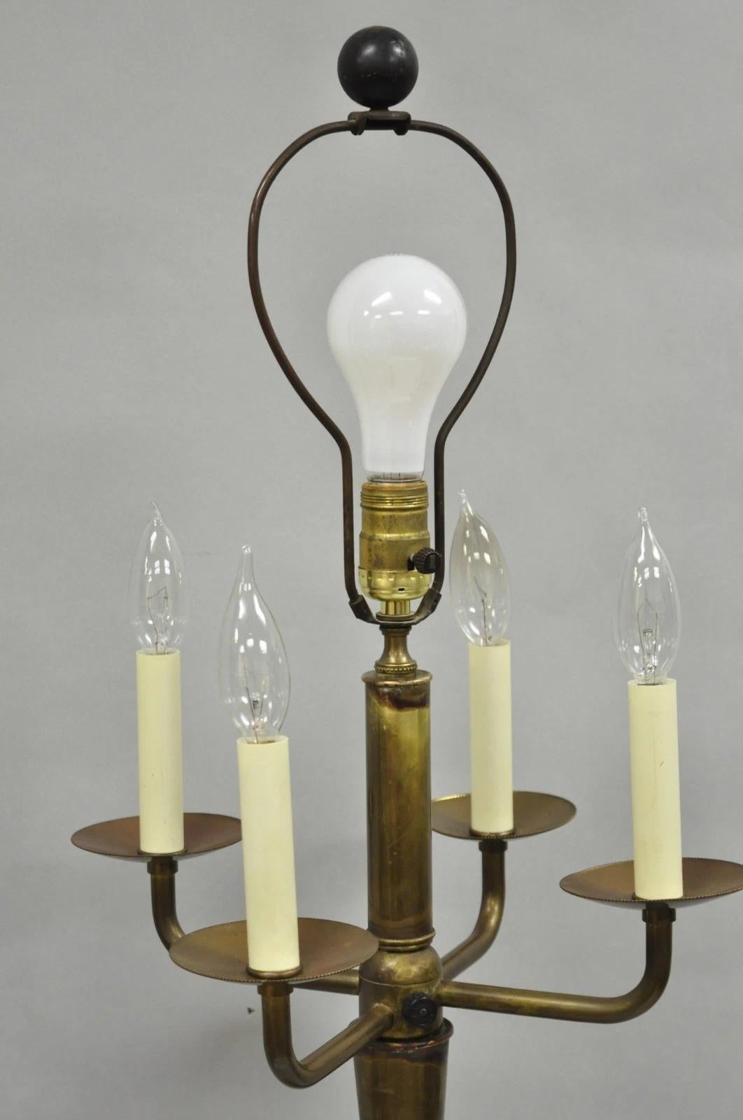 Mid-Century moderno Lampada da tavolo MCM d'epoca in stile Tommi Parzinger dipinta su ceramica con 