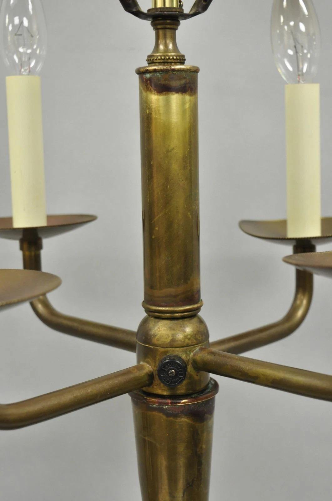 XX secolo Lampada da tavolo MCM d'epoca in stile Tommi Parzinger dipinta su ceramica con 