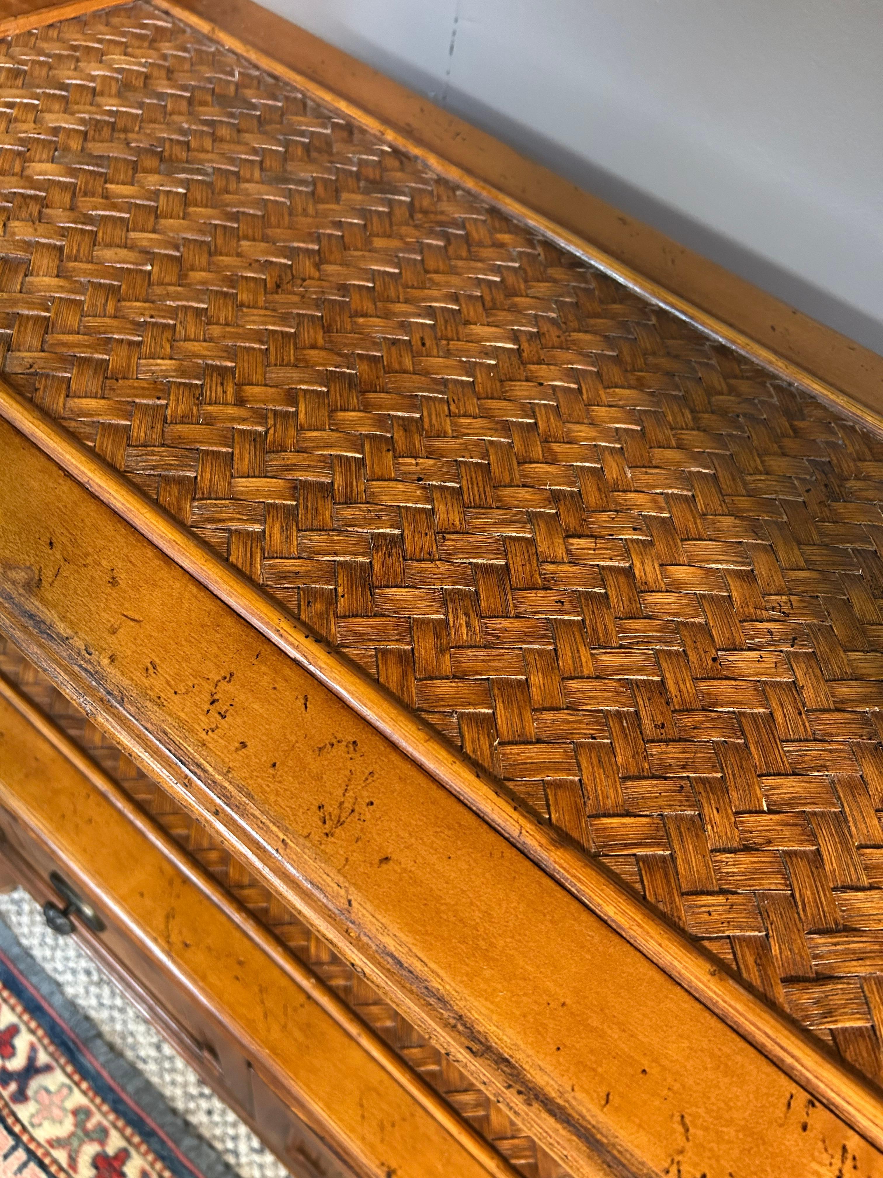 Fine XX secolo Libreria vintage Tommy Bahama in rattan, bambù e Wood in vendita