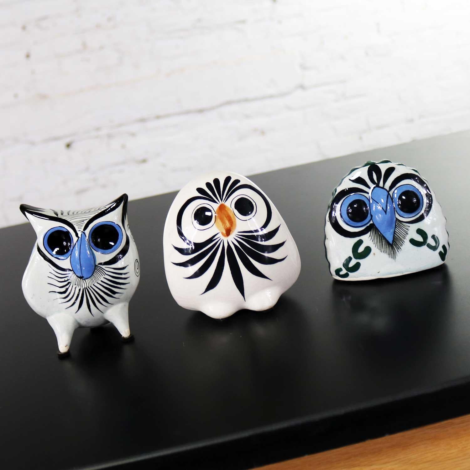 20th Century Vintage Tonala Pottery Owls Hand Painted and Made in Mexico Collection of Six