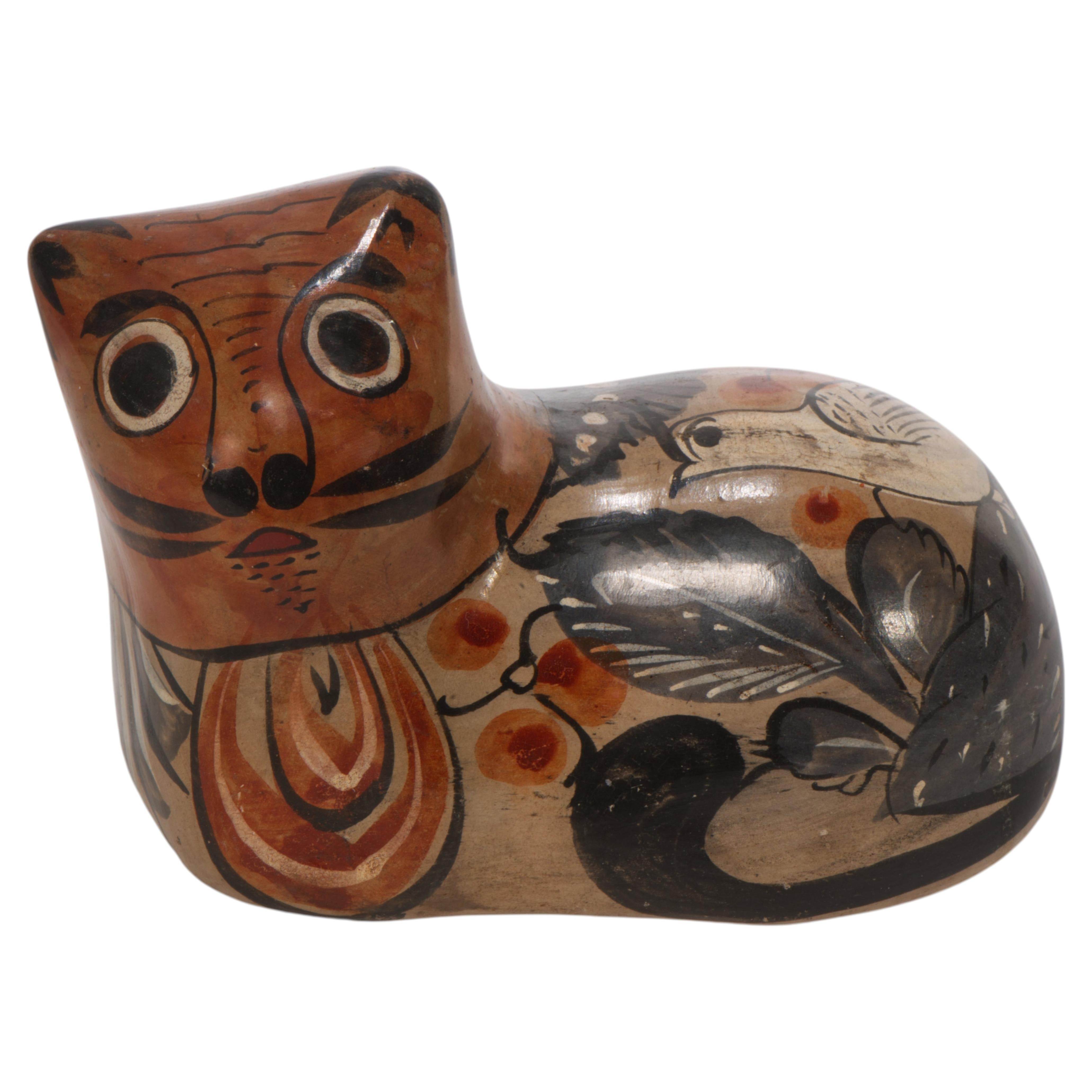 Vintage Tonala Pottery Small Cat Sculpture, décor d'oiseau peint à la main