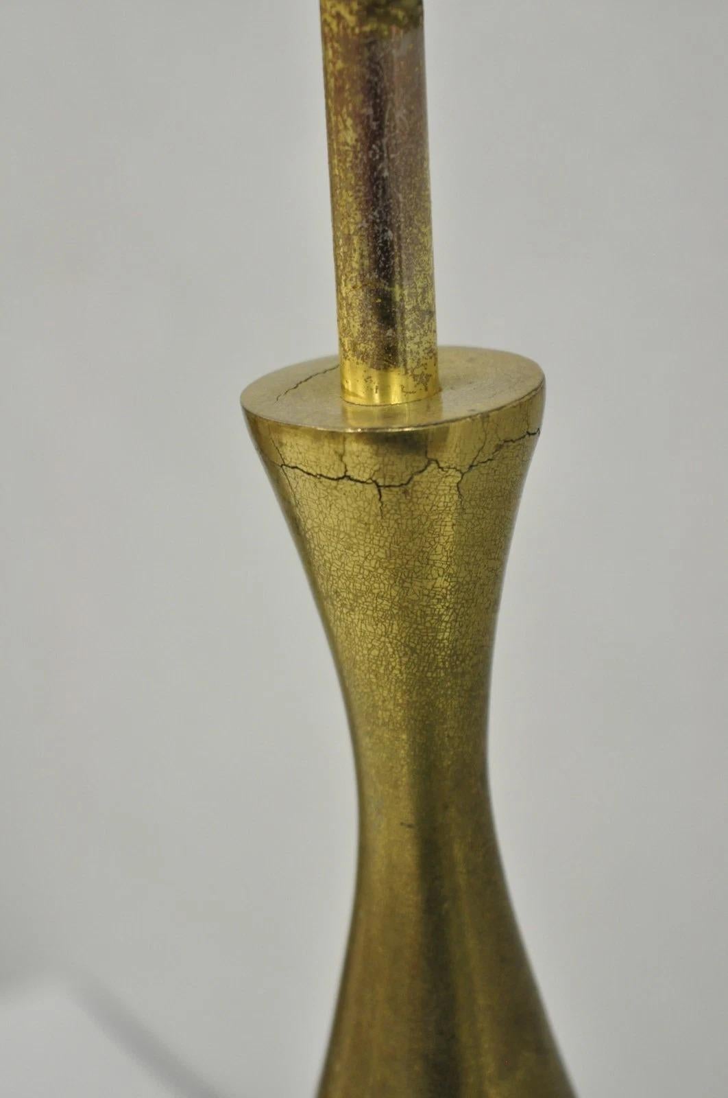 Vintage Tony Paul Mid Century Modern Sculptured Walnut & Brass Small Table Lamp en vente 1