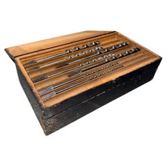 Juego de herramientas vintage con brocas de espiral clásicas de Irwing Carpenter de mediados de siglo