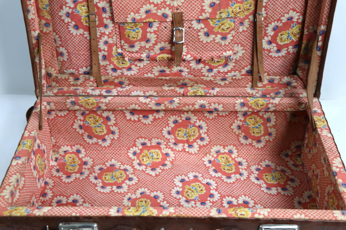 Vintage Tooled Leather Suitcase Made in Mexico 5
