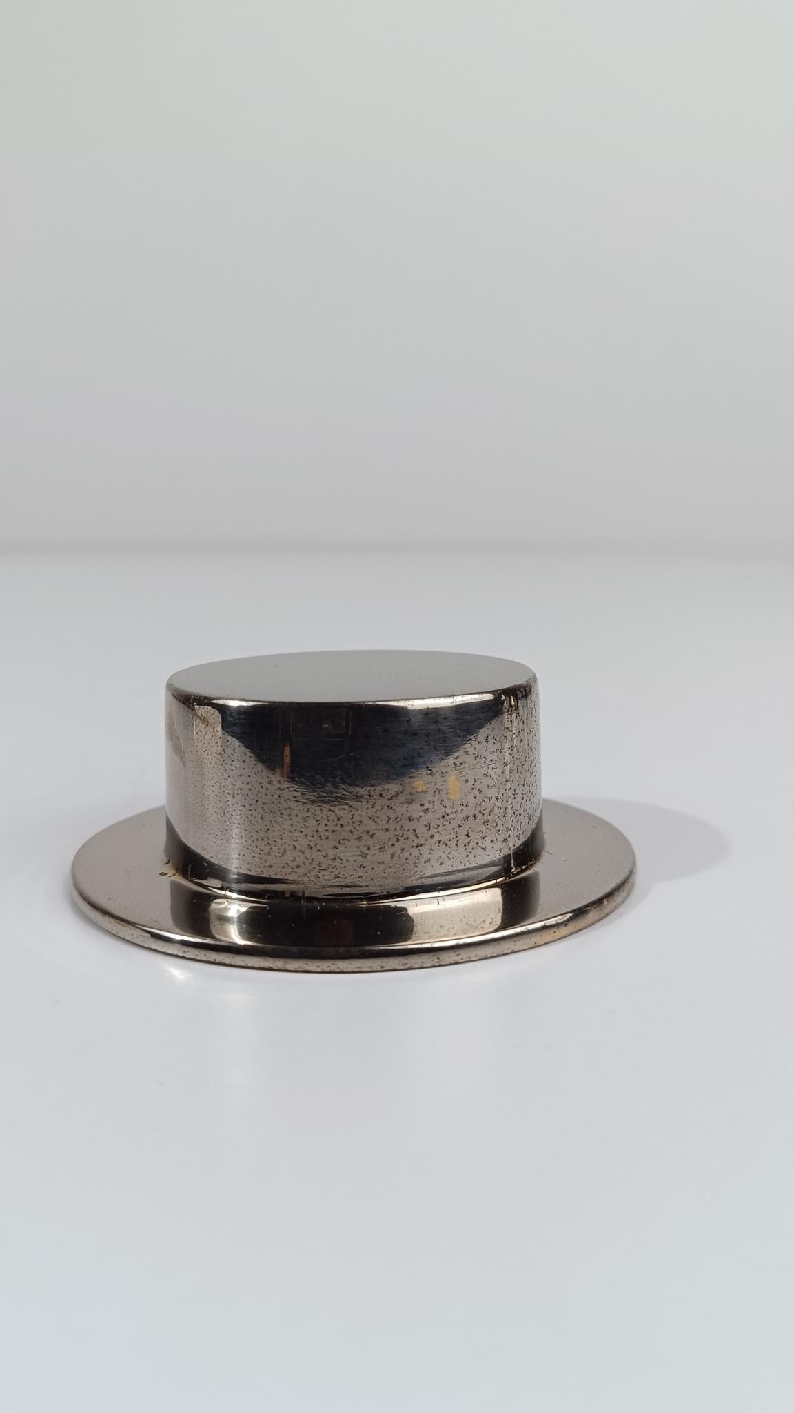 Vintage Top Hat Flaschenöffner aus versilbertem Messing Metall 70er Jahre im Angebot 7