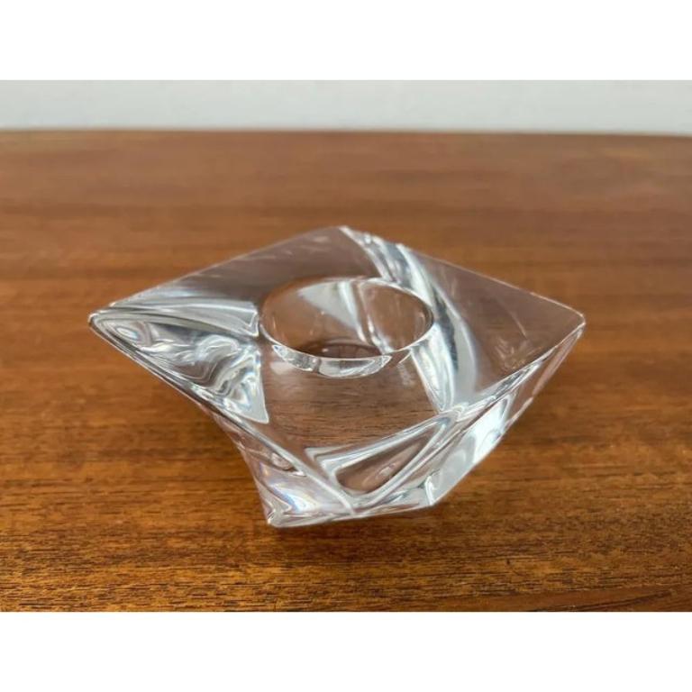 Vintage Tornado Series Crystal Glass Candleholder by Jan Johanssen for Orrefors, Sweden, in Very Good conditions. Designed 1970 to 1979 This piece has an attribution mark.

Additional information:
Materials: Glass
Brand: Orrefors
Country of Origin: