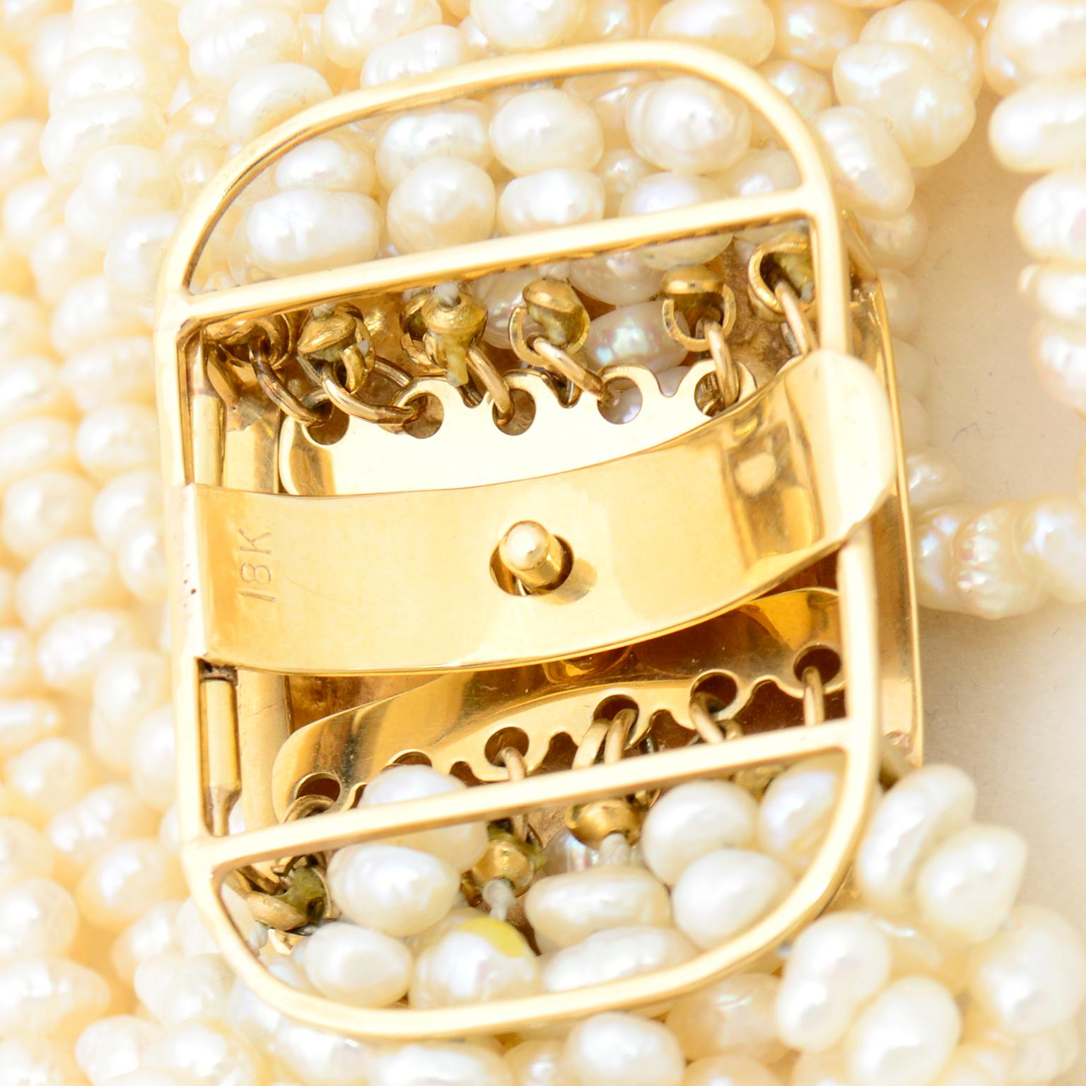 Vintage Torsade Style 12 Multi Strand Pearl 18k Gold Necklace For Sale 6