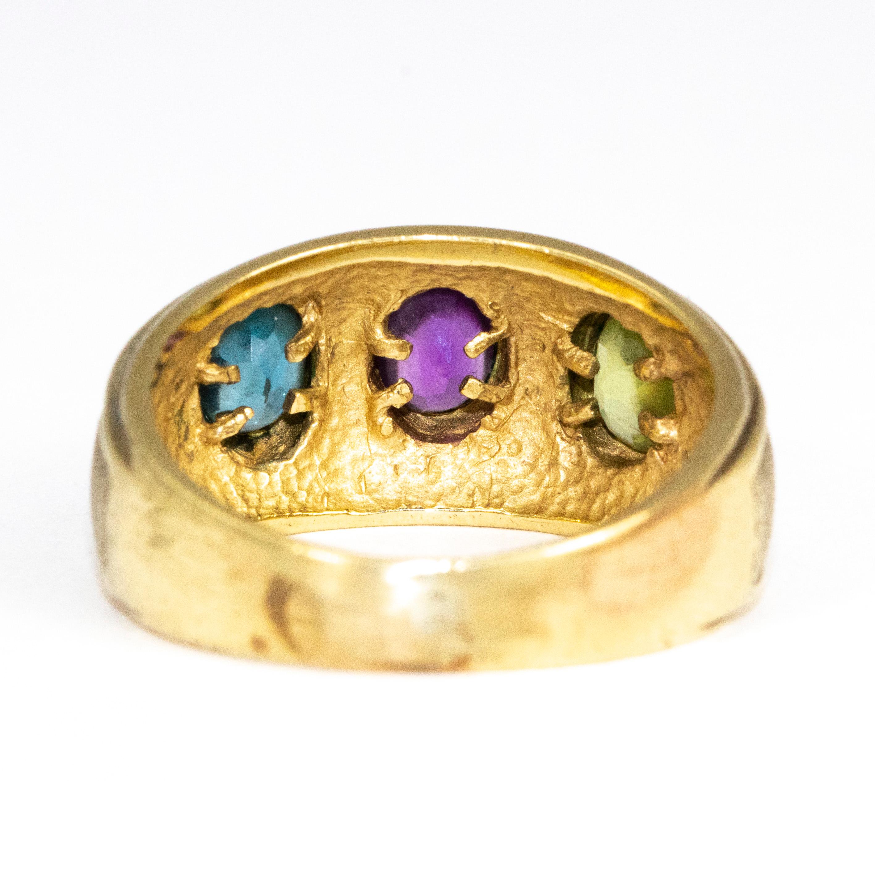 Vintage Tourmaline and 9 Carat Gold Band In Good Condition For Sale In Chipping Campden, GB