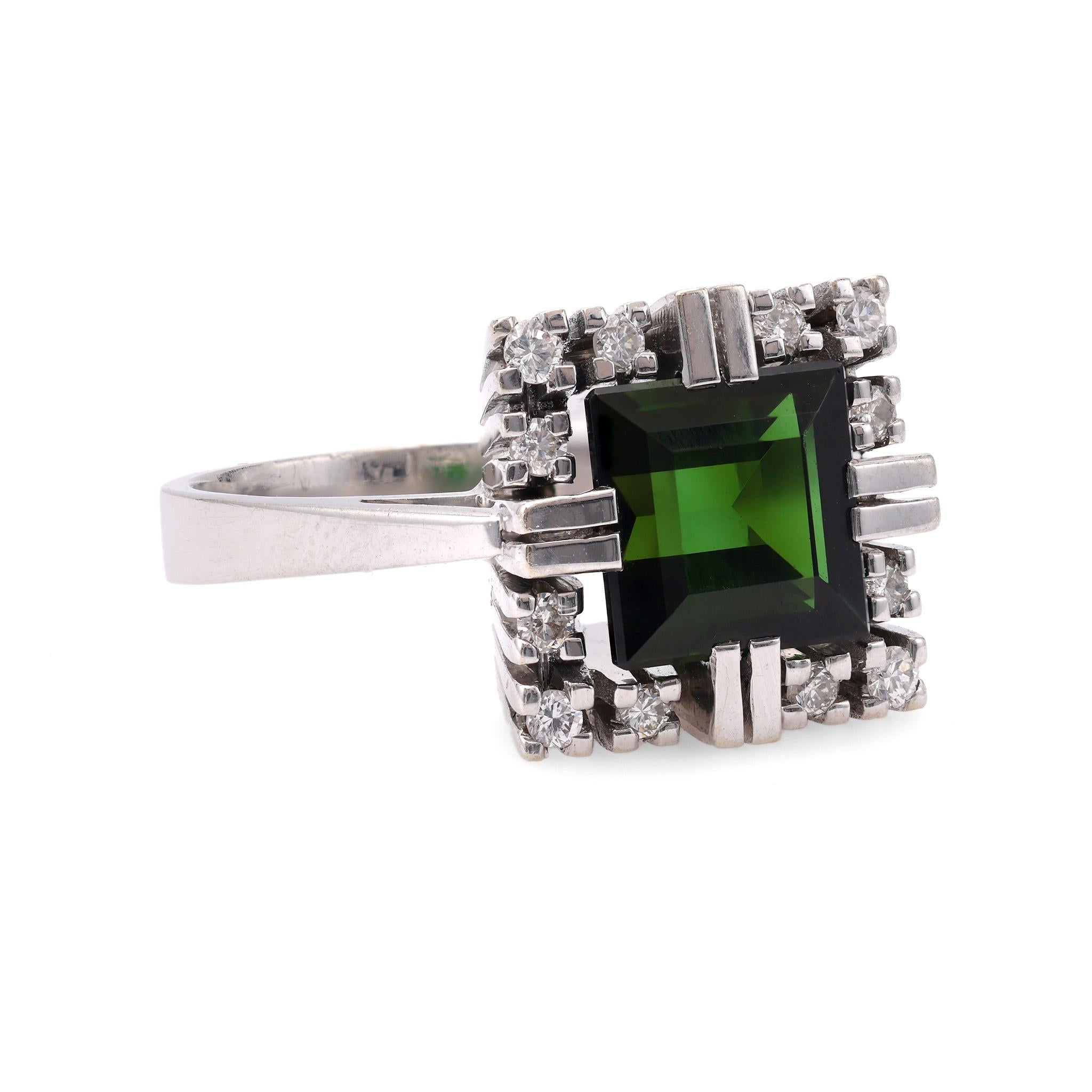 Vintage Tourmaline Diamond 14k White Gold Ring In Good Condition For Sale In Beverly Hills, CA