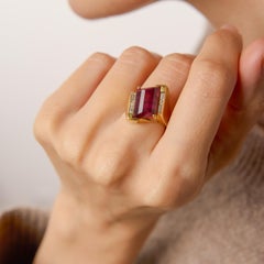 Vintage tourmaline diamond 18k yellow gold ring