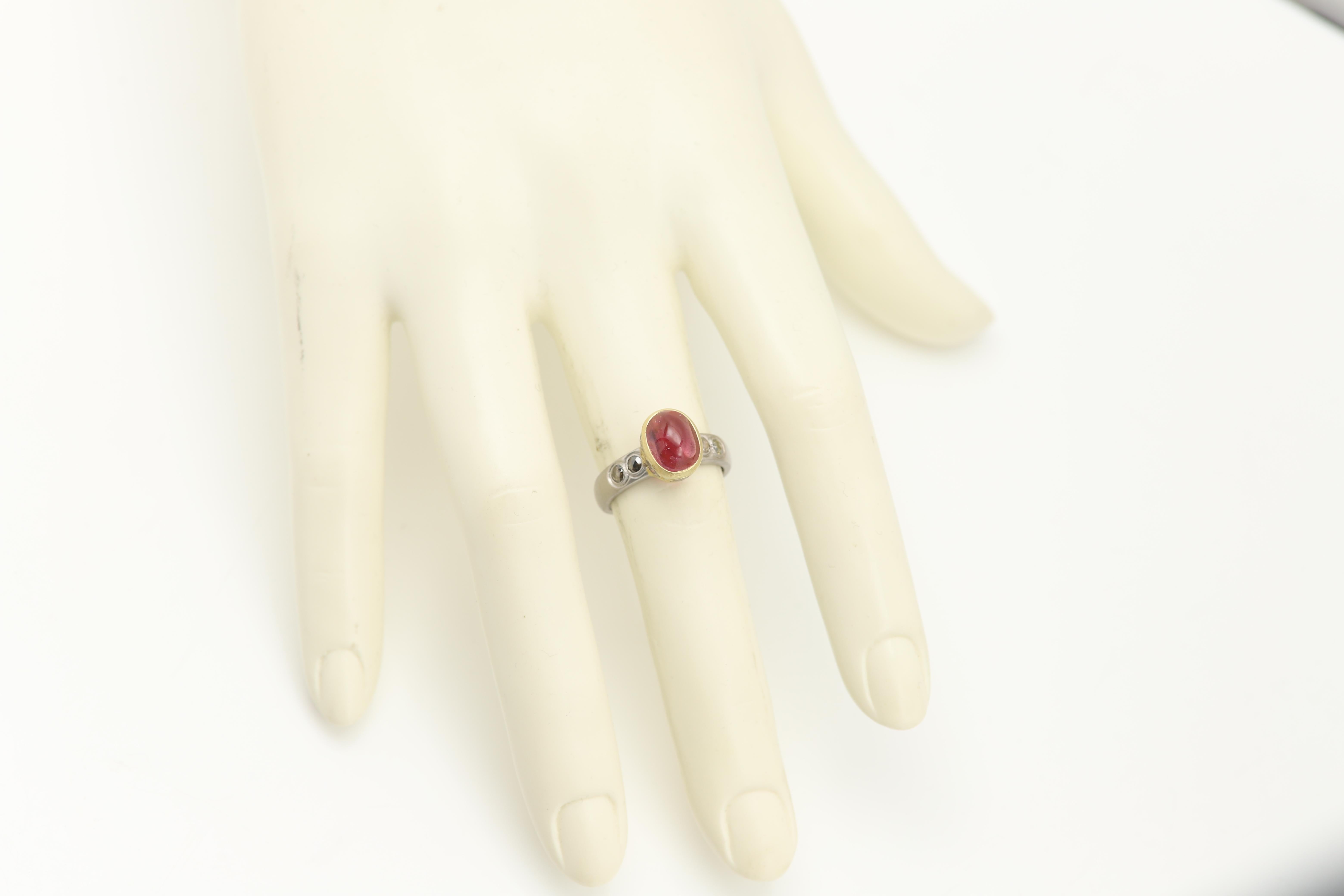 Cabochon Vintage Tourmaline Gold Ring Natural Pink Gemstone cabochon 18 Karat two tone For Sale