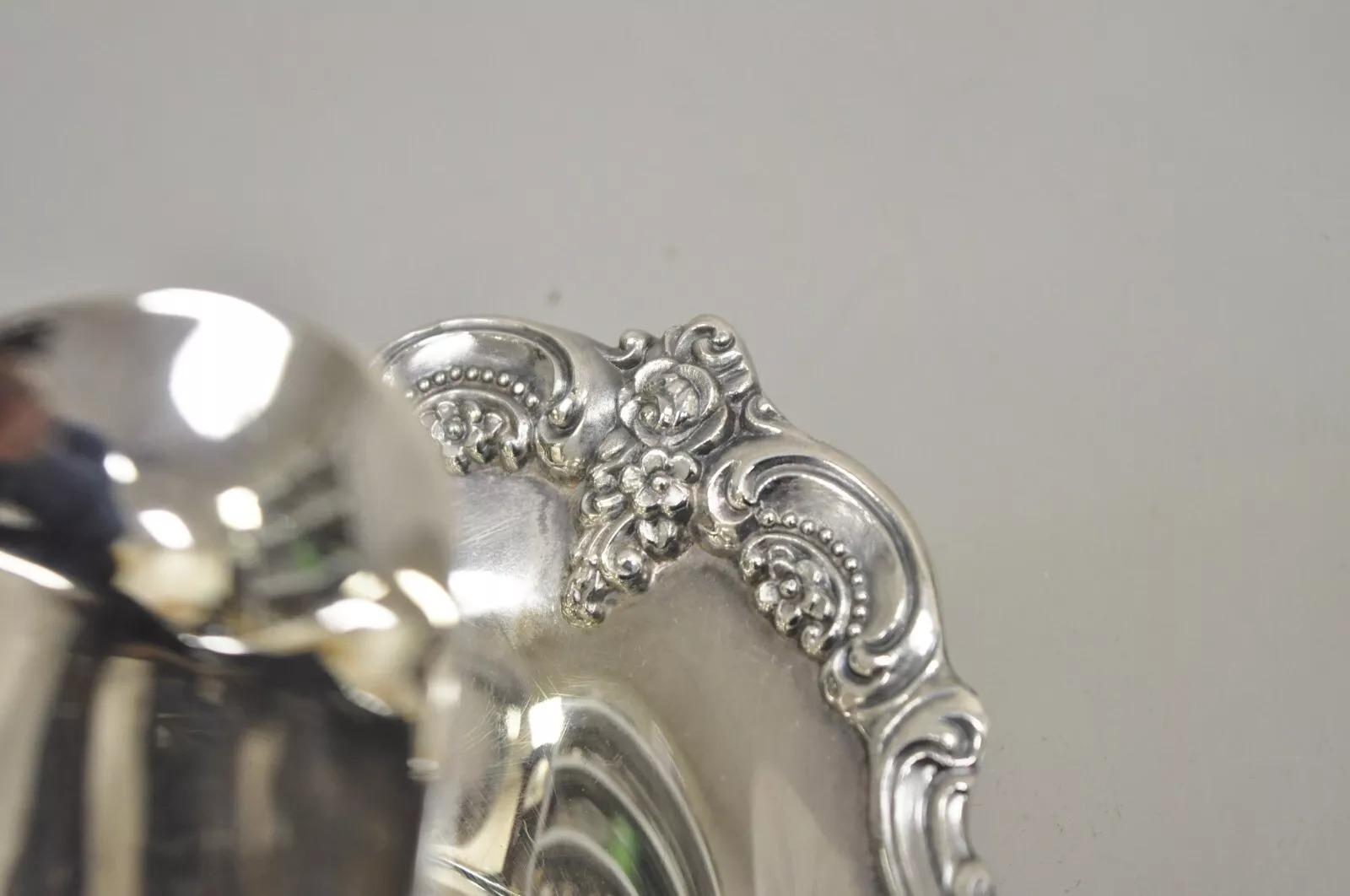 Towle 2909 Vittoriana placcata in argento con piatto allegato In condizioni buone in vendita a Philadelphia, PA